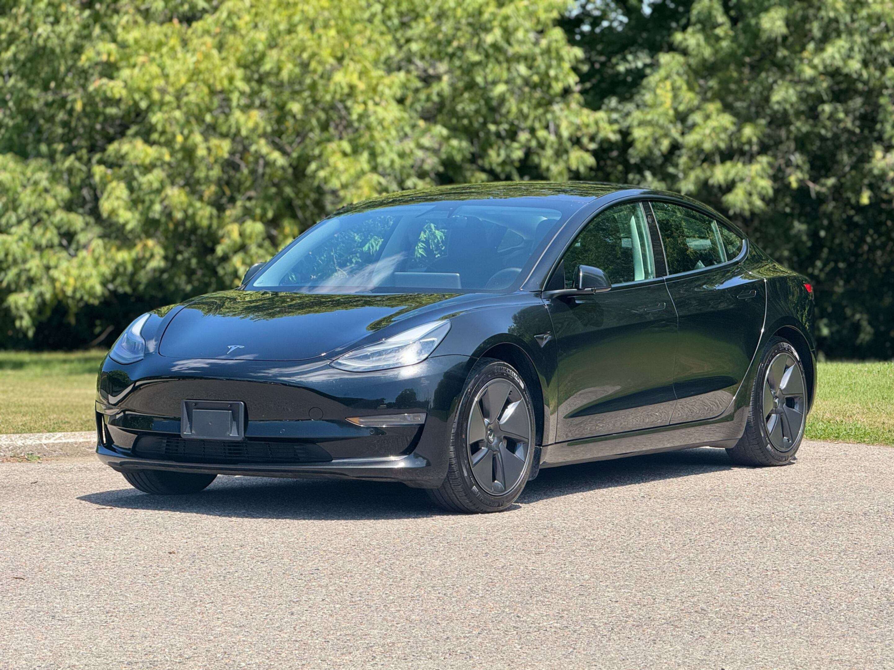 2021 Tesla Model 3 Standard Range Plus RWD