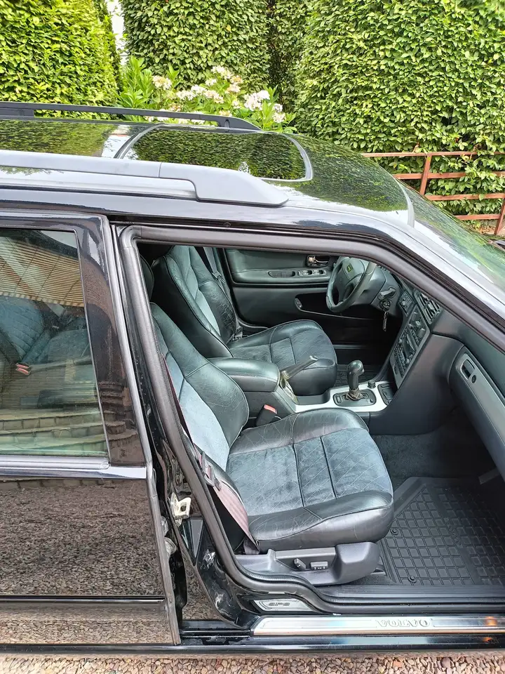 Volvo V70 2.3 Turbo 20v R AWD, foto 5