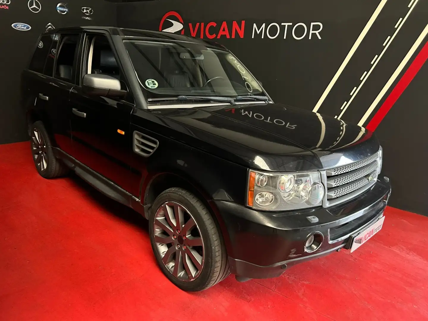 Land Rover Range Rover Sport 2.7TDV6 SE Aut. Schwarz - 1