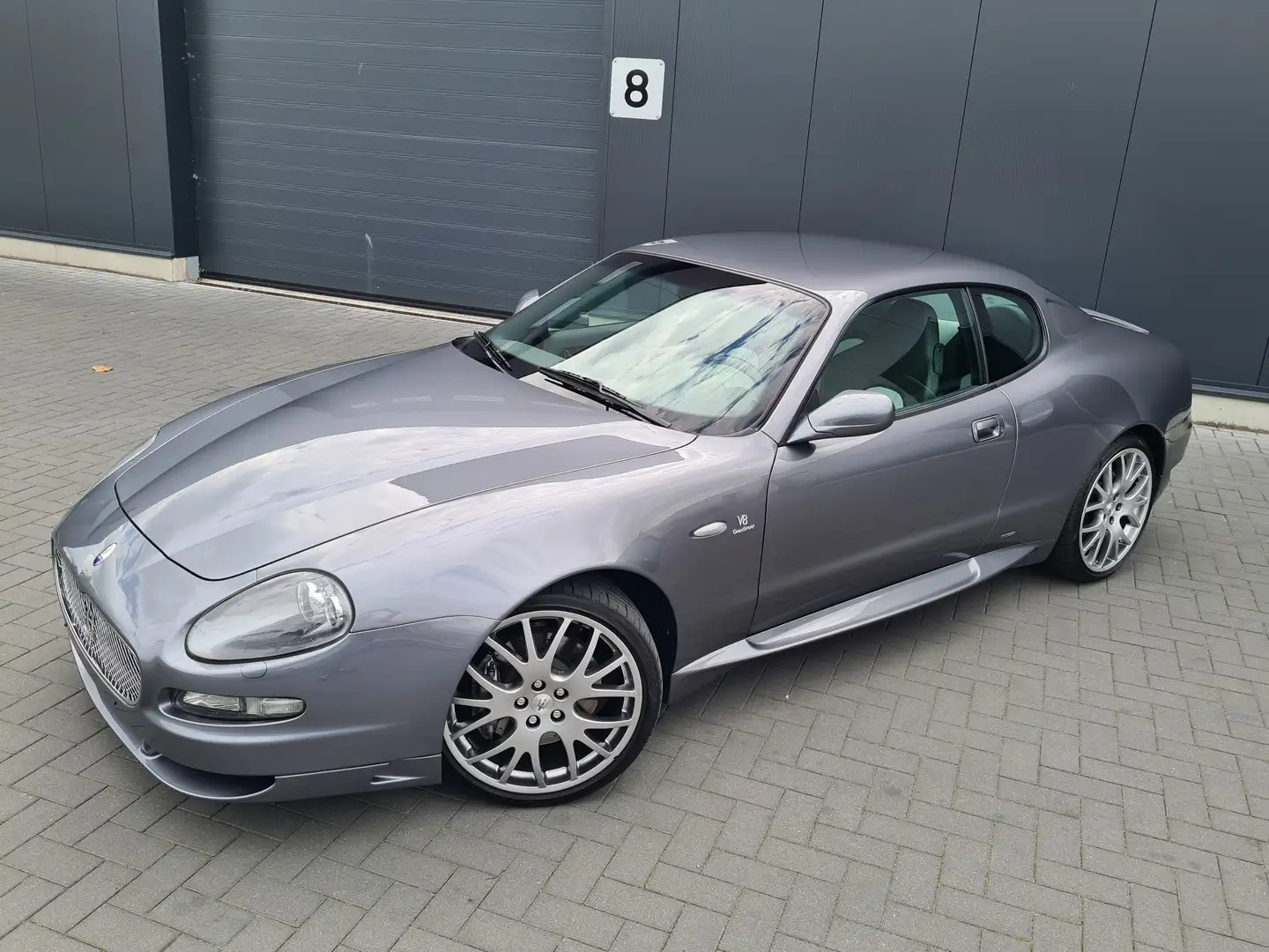 Maserati GranSport 4.2i V8 32v ! full Carnet ! Grigio - 2