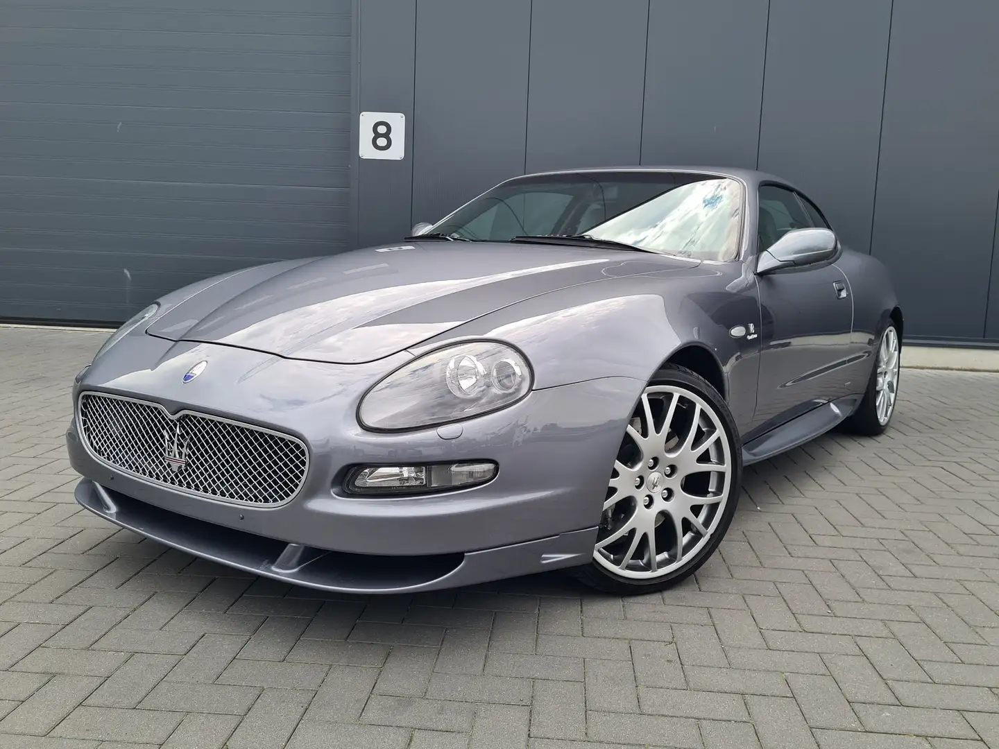 Maserati GranSport 4.2i V8 32v ! full Carnet ! Grigio - 1