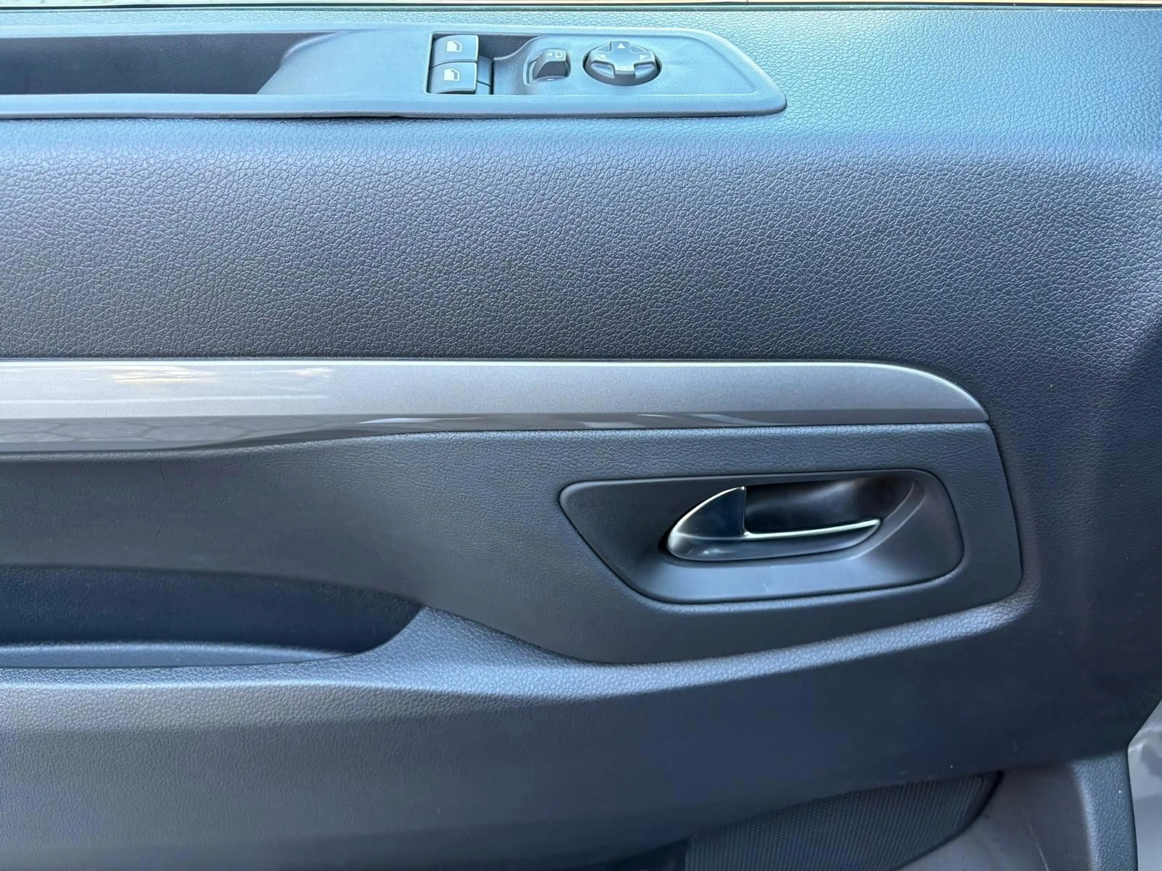 Opel Zafira Life 2.2 Business Edition XL LED TEMpomat — photo 15