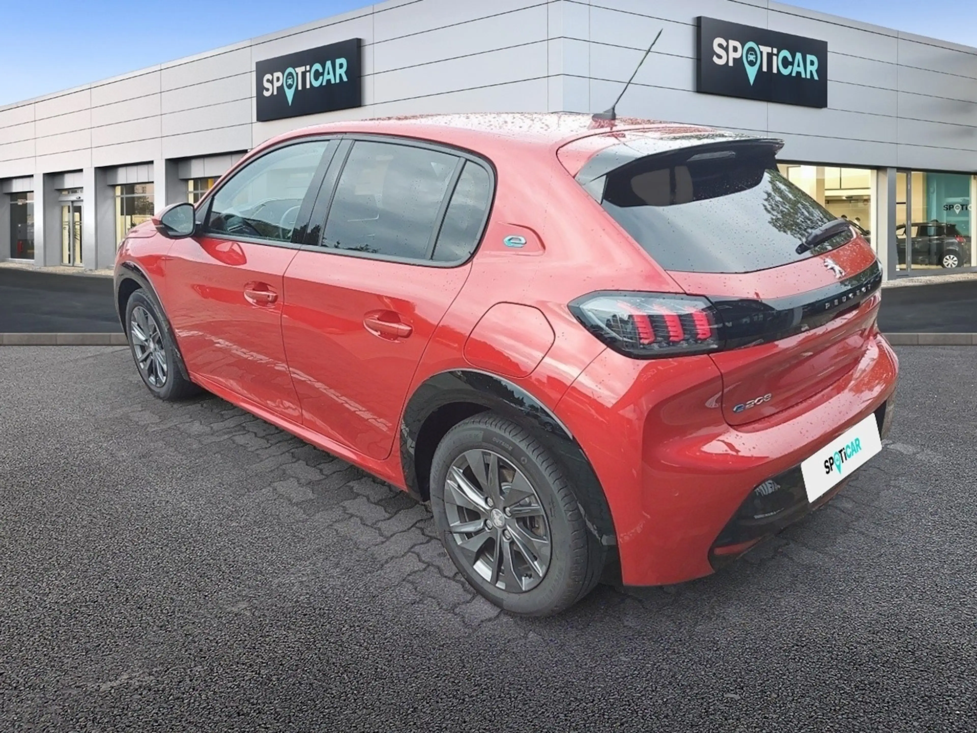 Peugeot e-208 Allure Pack 136 Navi/ Shzg — photo 7