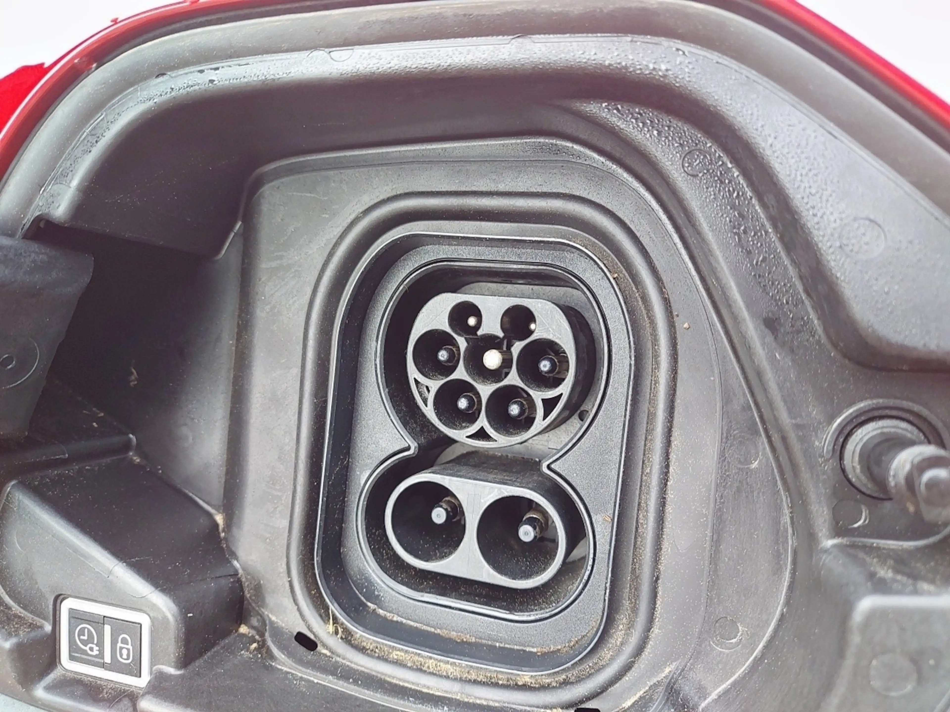 Peugeot e-208 Allure Pack 136 Navi/ Shzg — photo 12