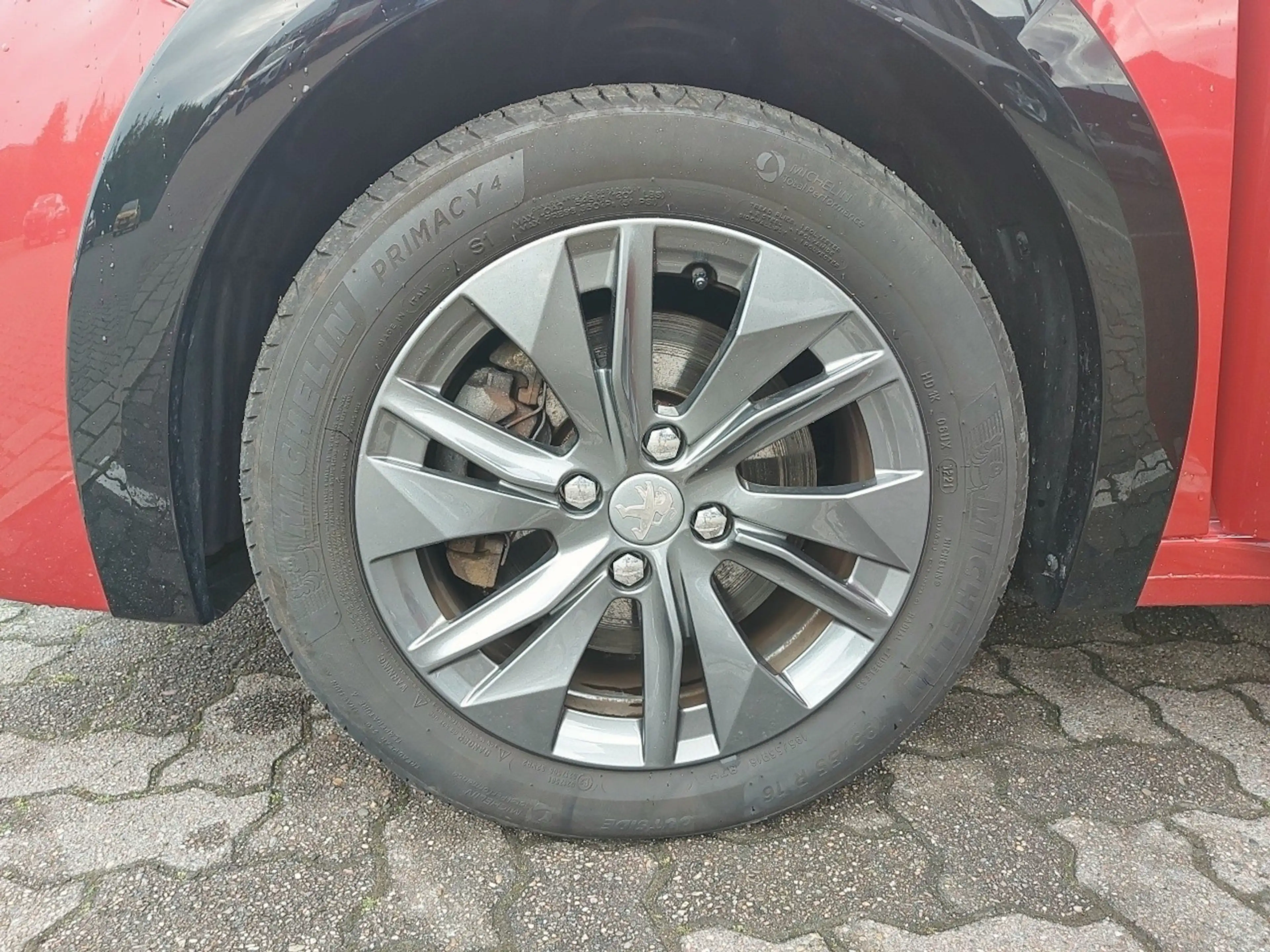 Peugeot e-208 Allure Pack 136 Navi/ Shzg — photo 10