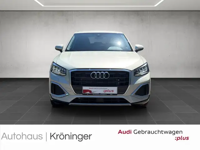 Audi Q2 view 5