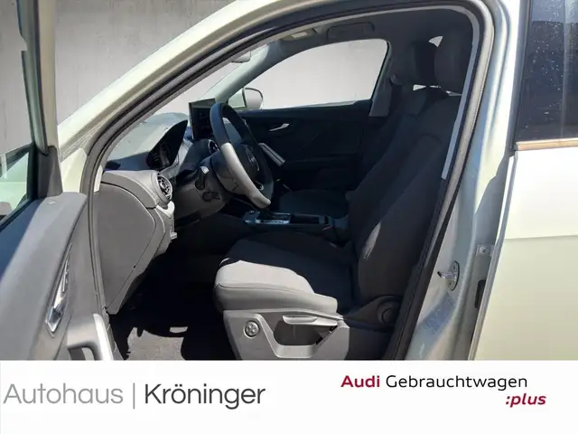 Audi Q2 view 7