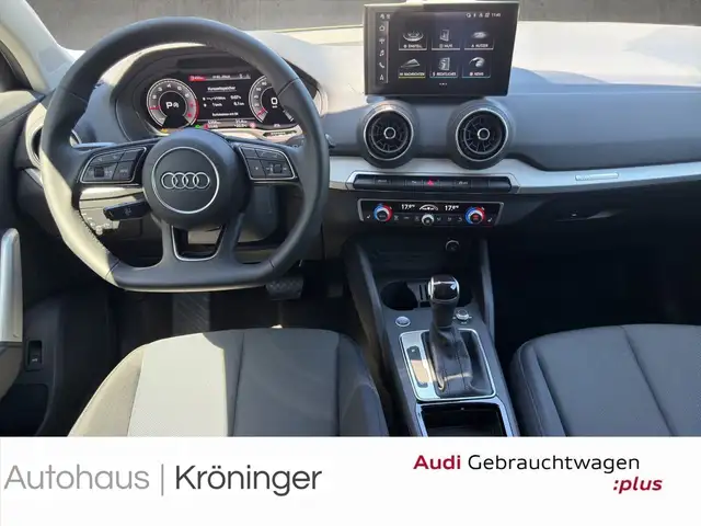 Audi Q2 view 13