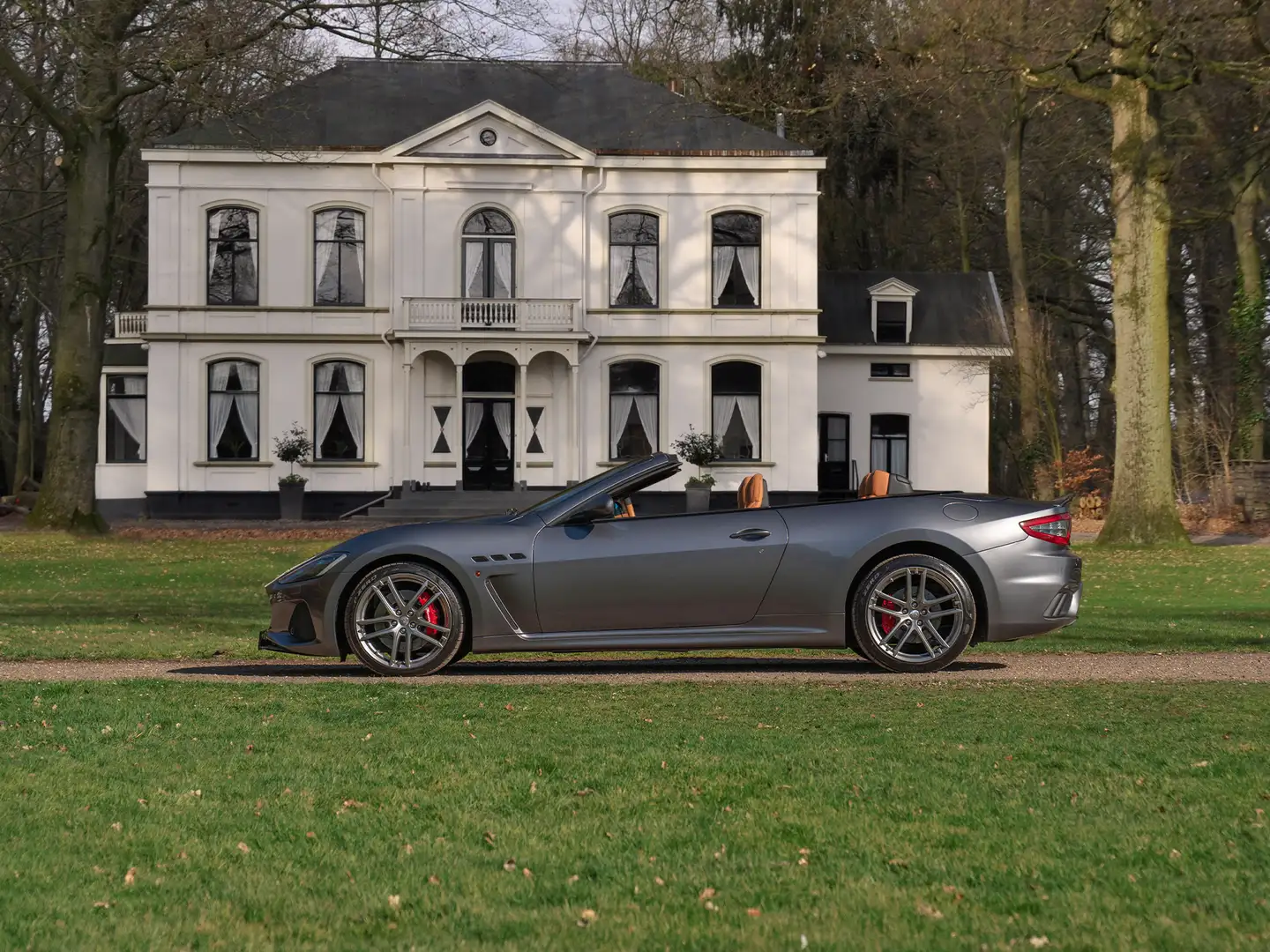 Maserati GranCabrio 4.7 MC | Chique | Harman/Kardon | Veel alcantara! Gris - 1
