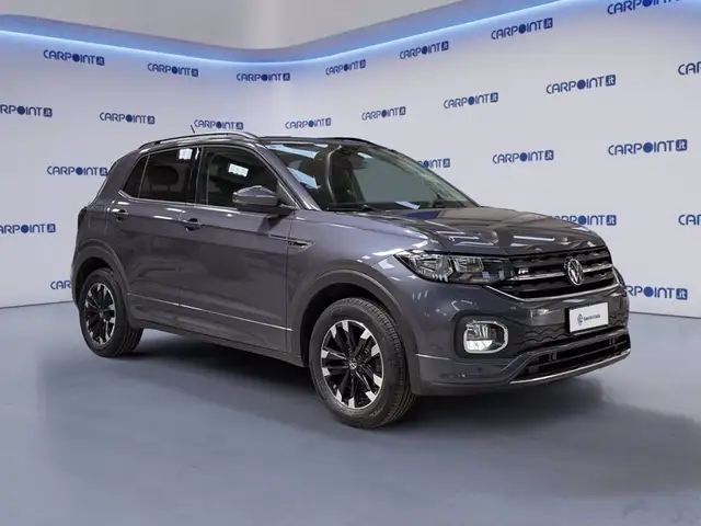 Volkswagen T-Cross view 9