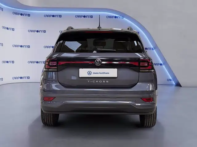 Volkswagen T-Cross view 6