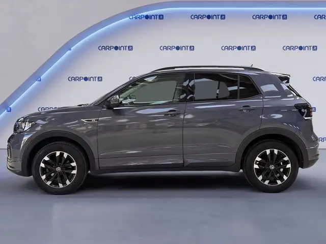 Volkswagen T-Cross view 4