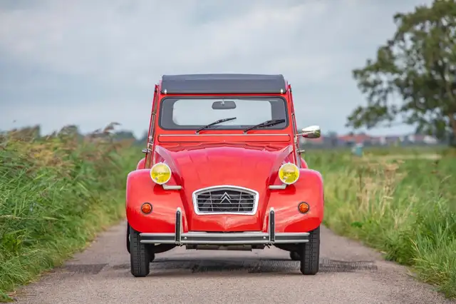 Citroen 2CV 6 Special
