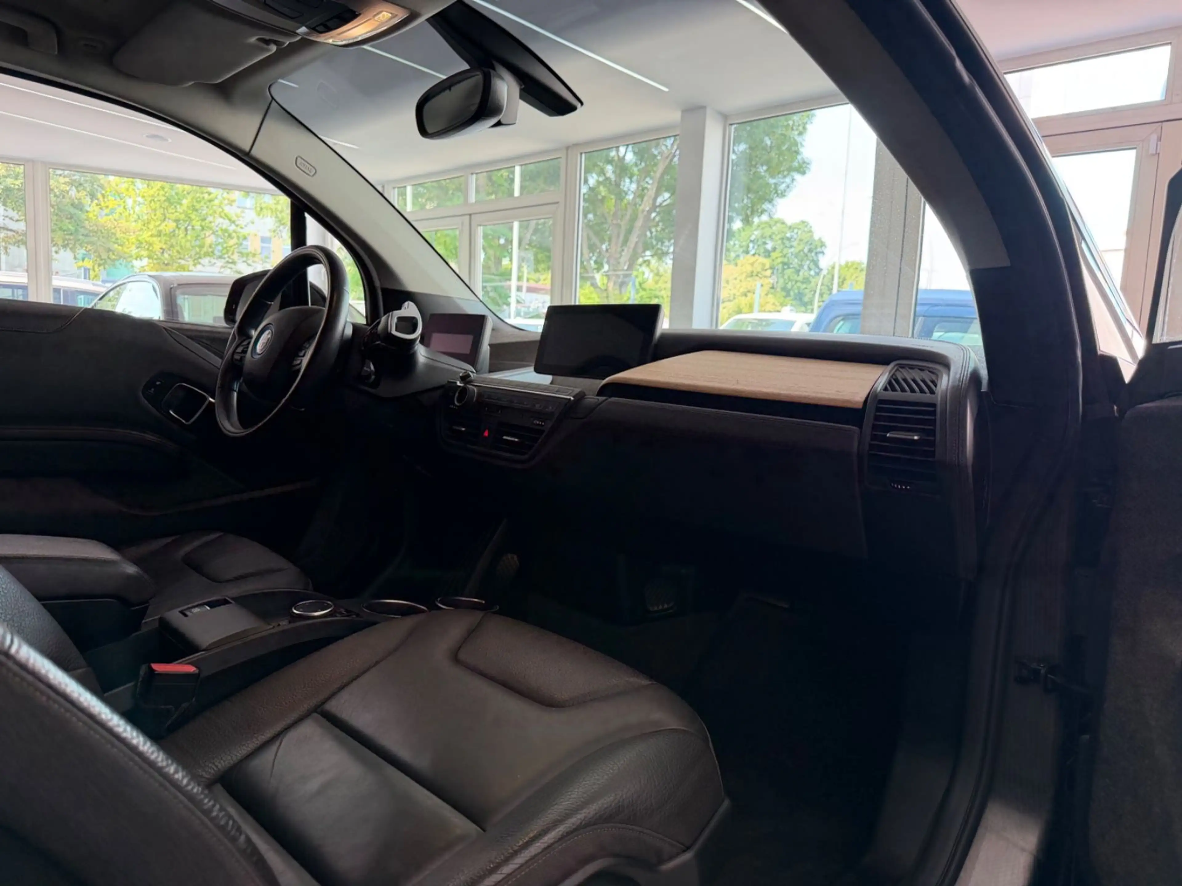 BMW i3 REX*SHZ*1.Hand*Navi.Proff.Leder*Tempomat* — photo 7
