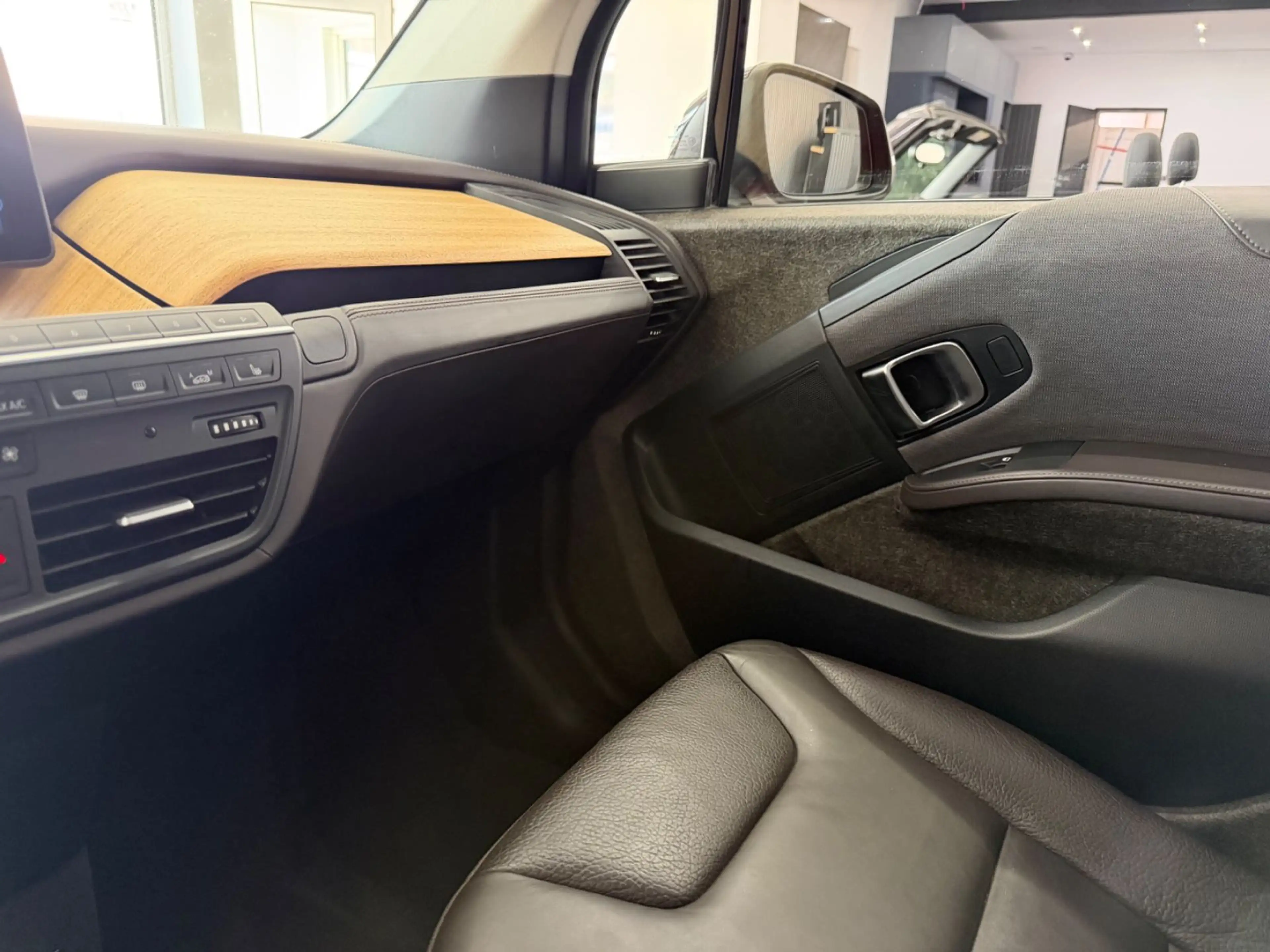 BMW i3 REX*SHZ*1.Hand*Navi.Proff.Leder*Tempomat* — photo 34