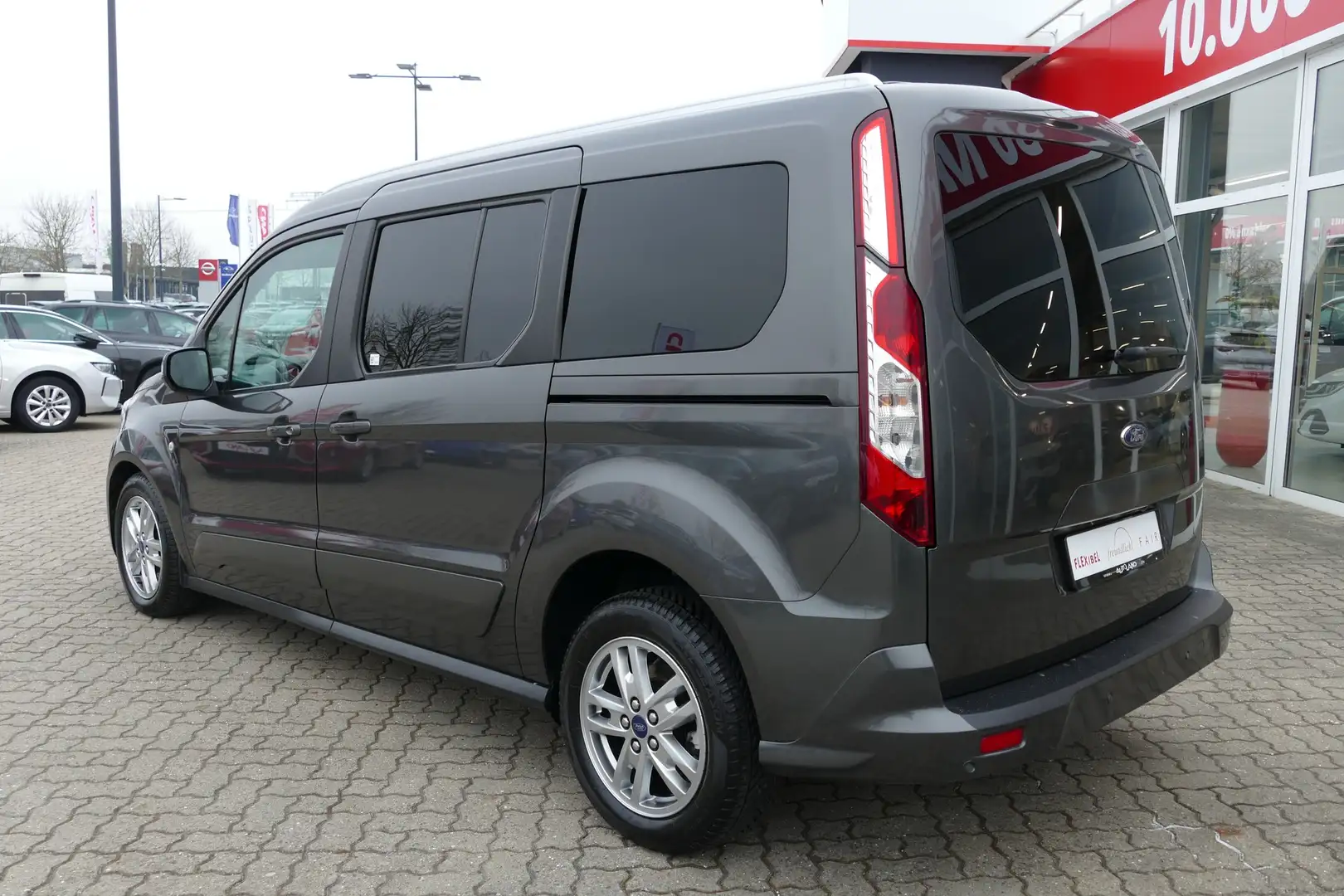 Ford Grand Tourneo Connect 1.5 Titanium 7-Sitzer Kamera Grau - 2