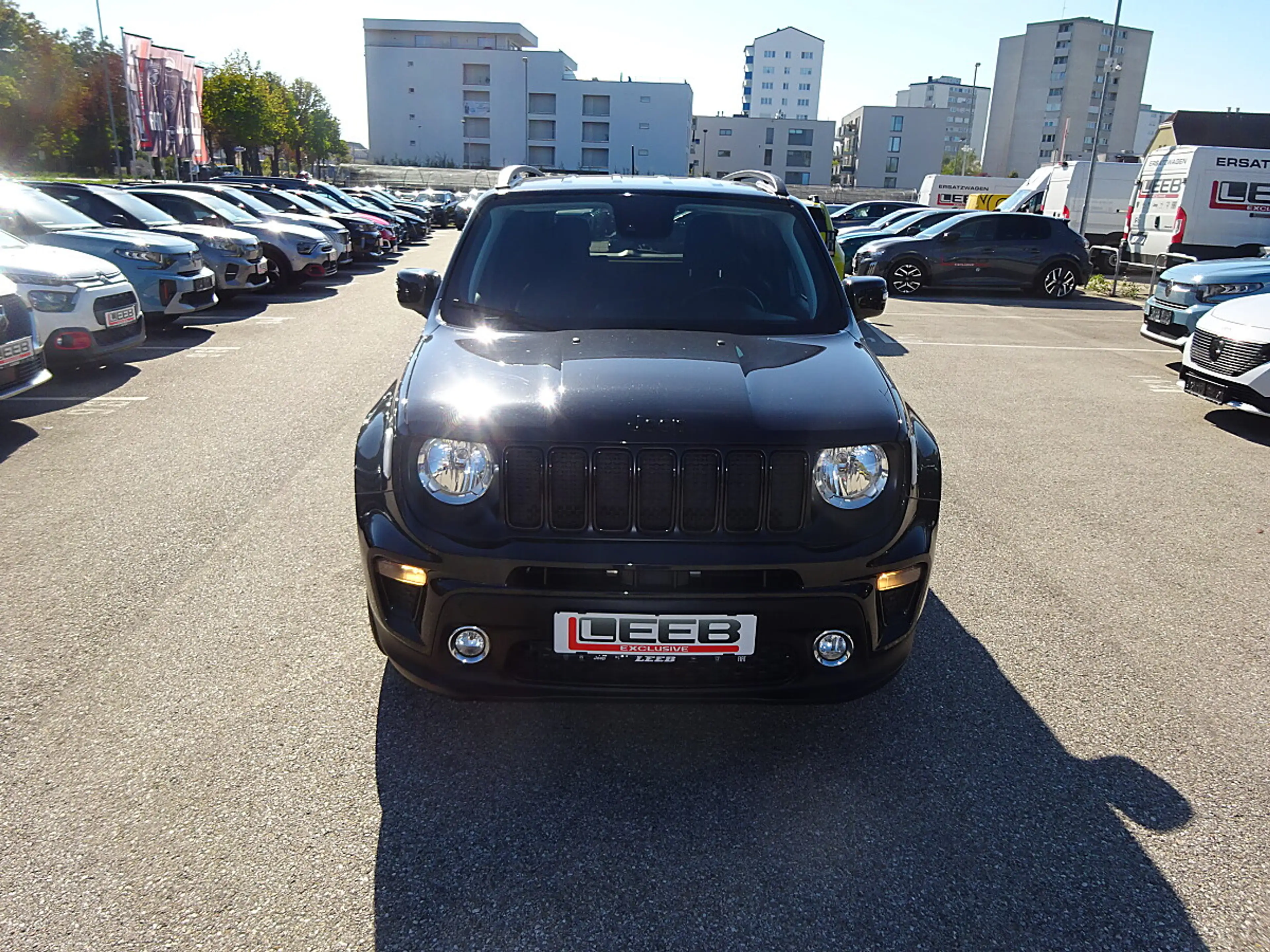 Jeep Renegade 1,3 MultiAir T4 FWD 6DDCT 150 Night Eagle — photo 2