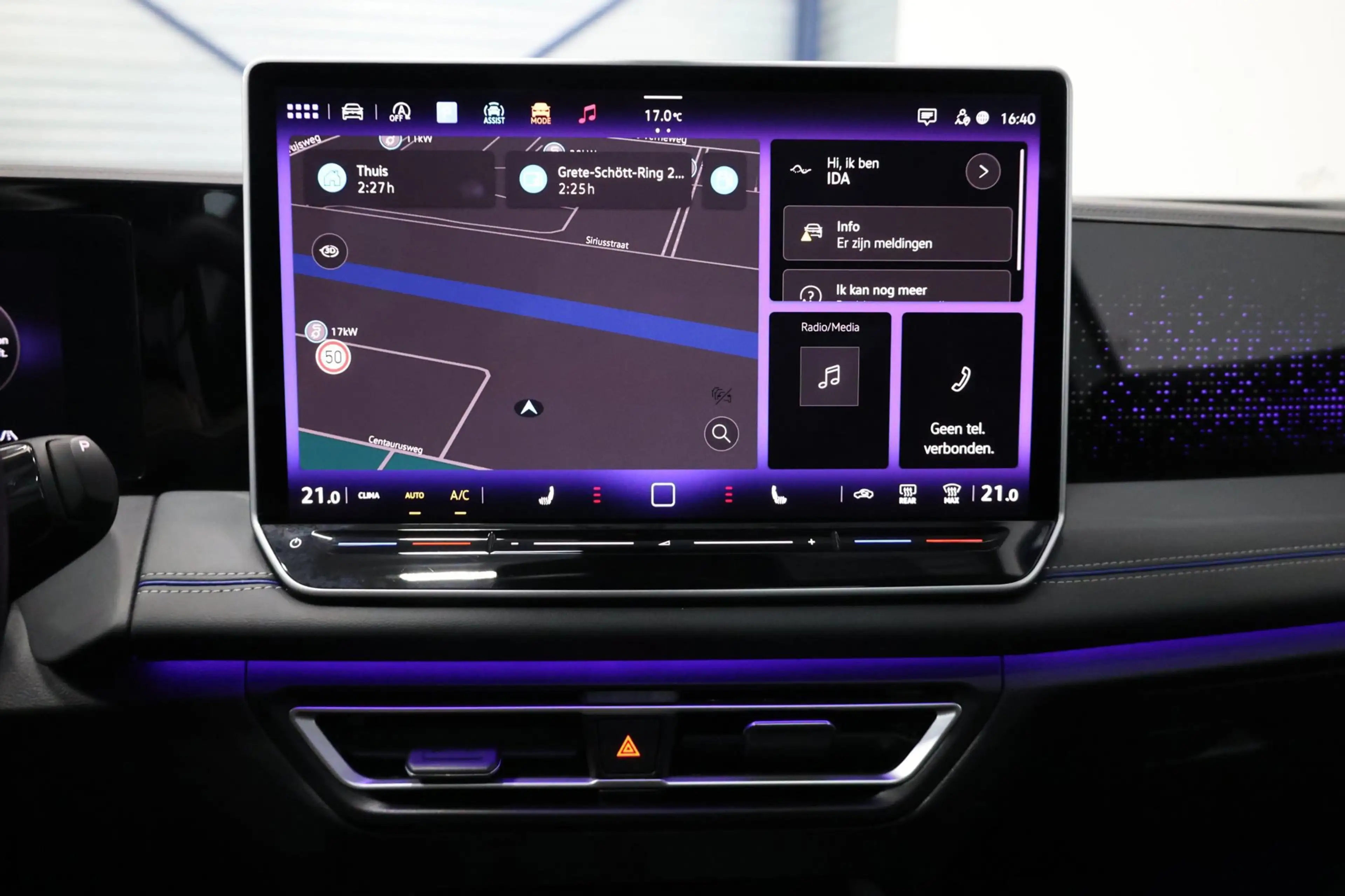 Volkswagen Tiguan 1.5 eTSI 3x R-Line IQ+LED/VIRTUAL/SFEER/PANO/ALCAN — photo 17