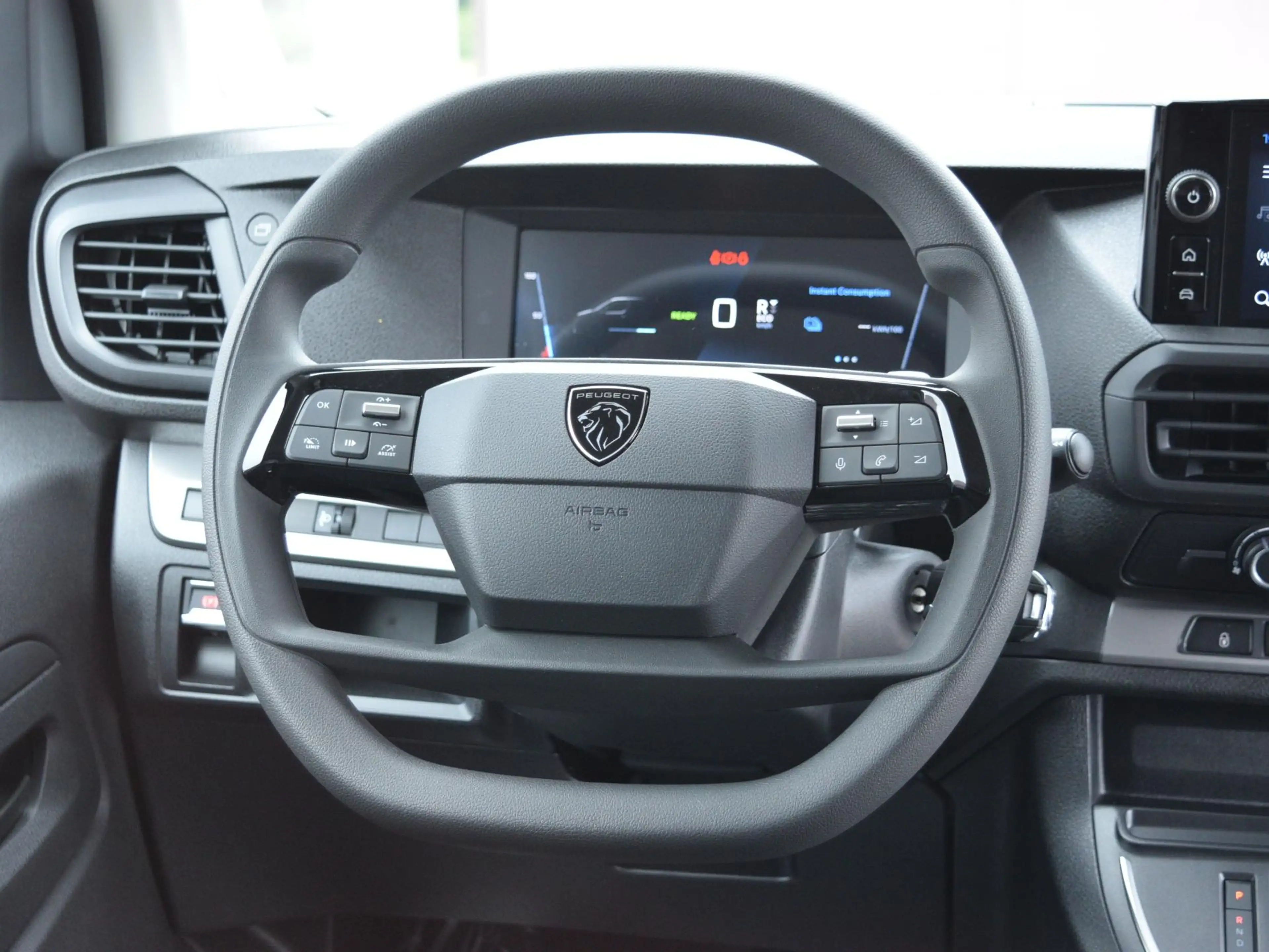 Peugeot Expert GB L3H1 75KWH LED Laadruimte verlichting  /  Houte — photo 7