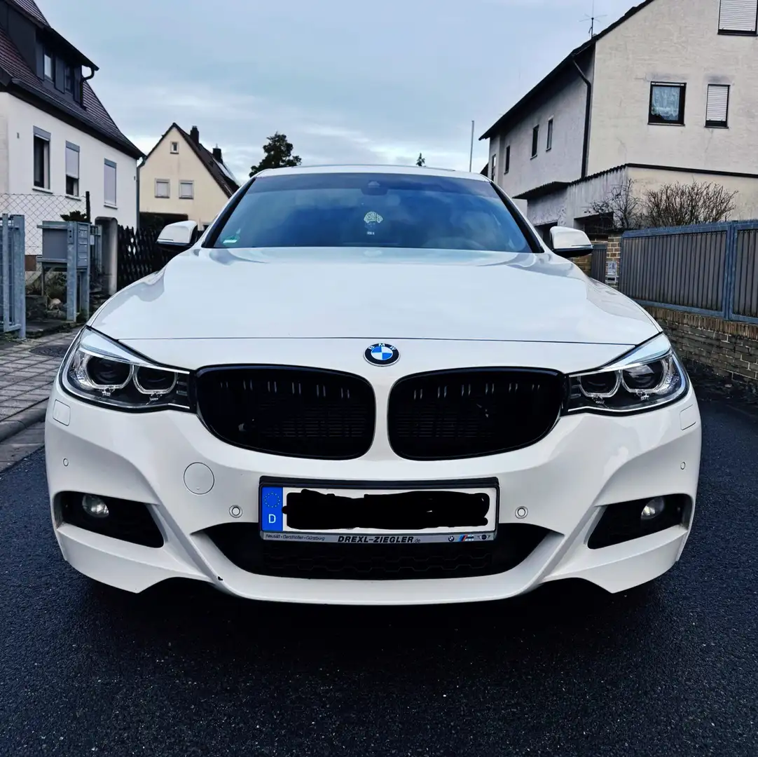 BMW 330 330d xDrive GT Aut. M Sport - 2