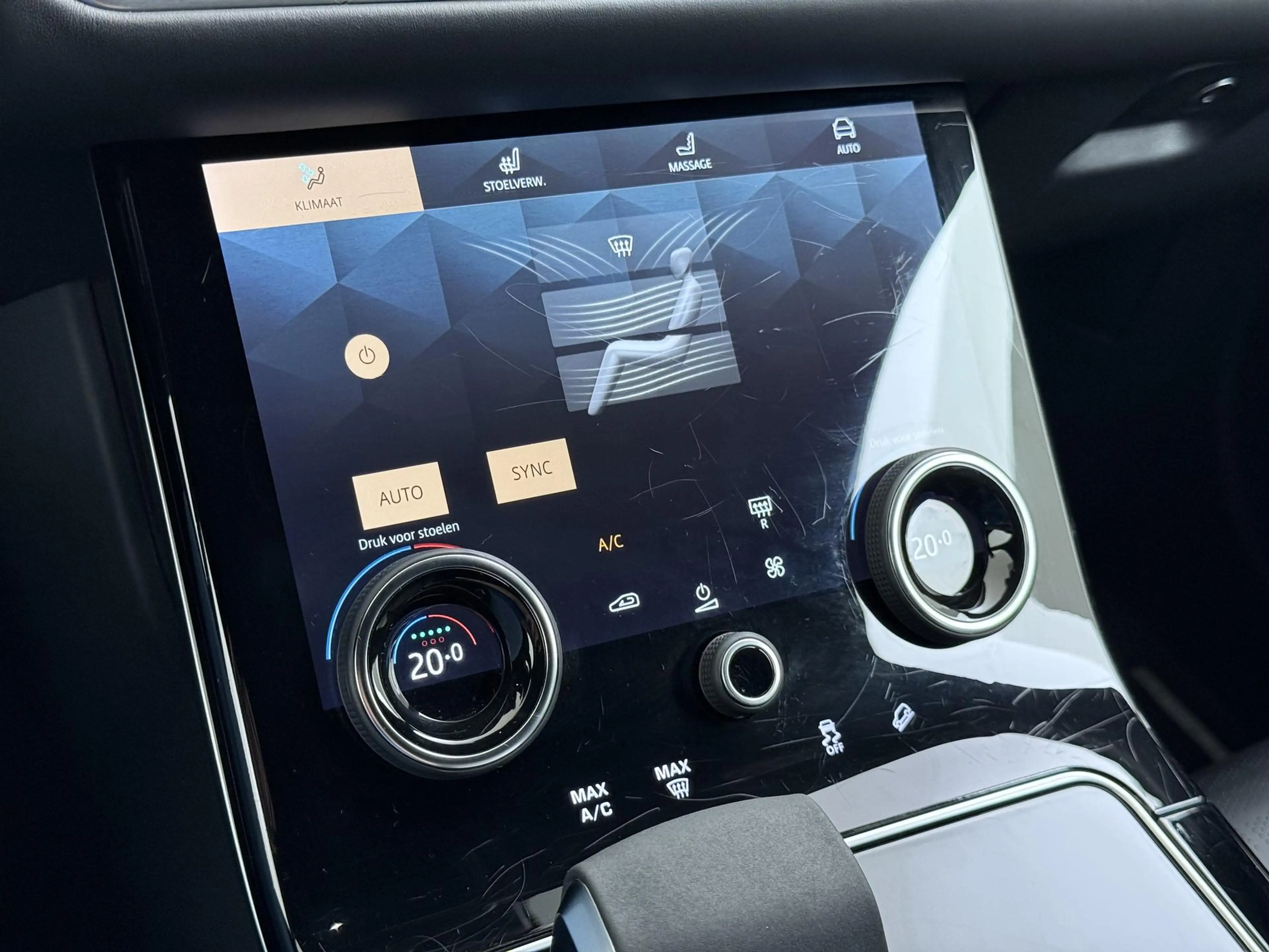 Land Rover Range Rover Velar 2.0 P400e R-Dynamic SE Trekhaak/22Inch/Massage/Mer — photo 34