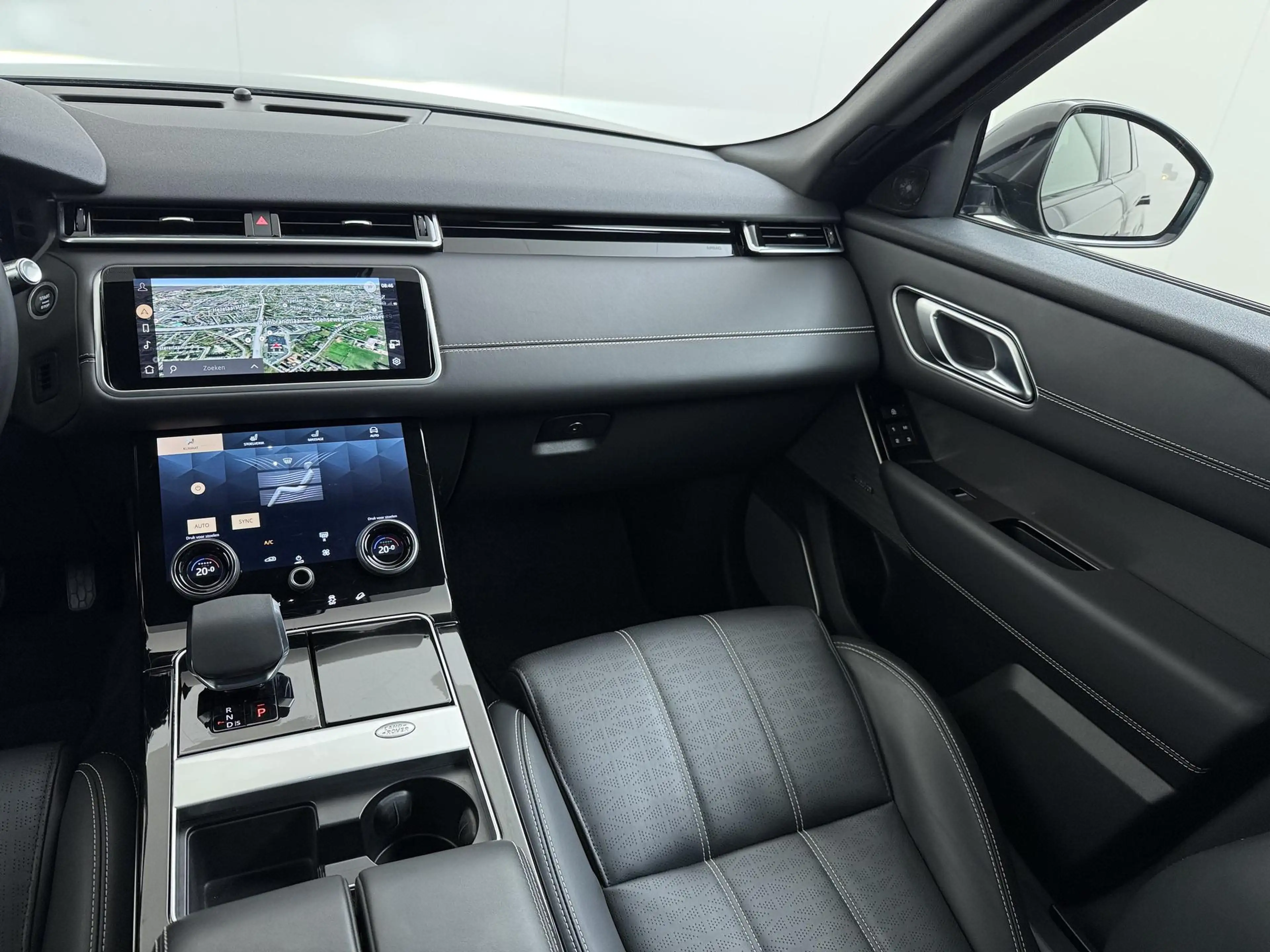 Land Rover Range Rover Velar 2.0 P400e R-Dynamic SE Trekhaak/22Inch/Massage/Mer — photo 22
