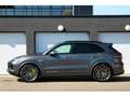 Porsche Cayenne TURBO S E-HYBRID | PANO | PDLS+ | CAMERA 360 | VIS Gris - thumbnail 2