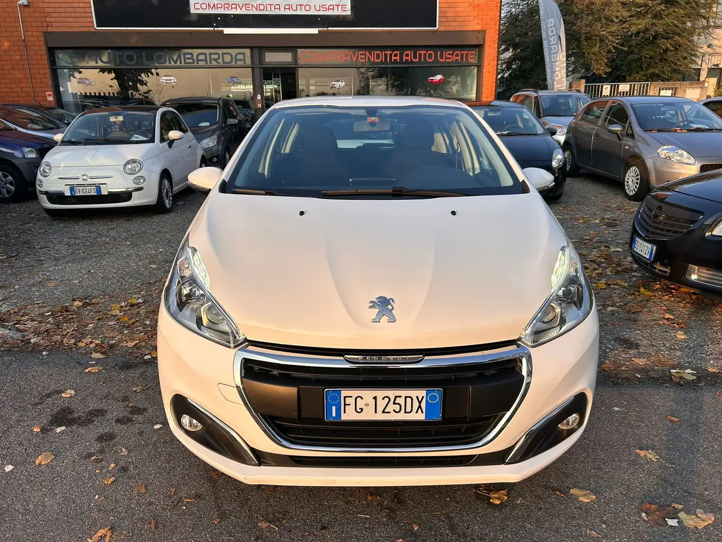 Peugeot 208 208 I 2015 5p 1.2 puretech Allure 82cv Blanco - 2