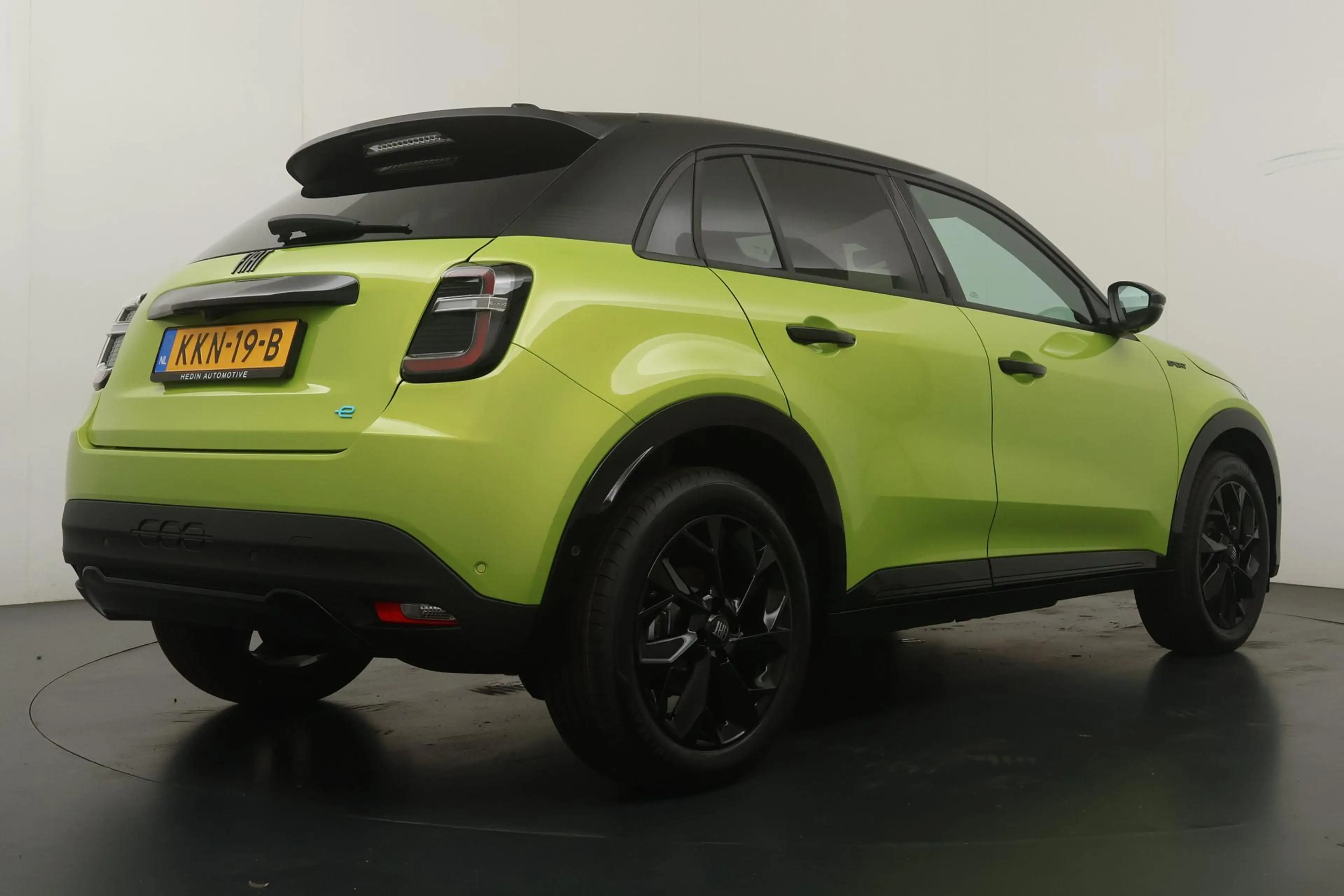 Fiat 600e Sport 54 kWh | Two Tone kleur | 18" LM Velgen | Ca — photo 2