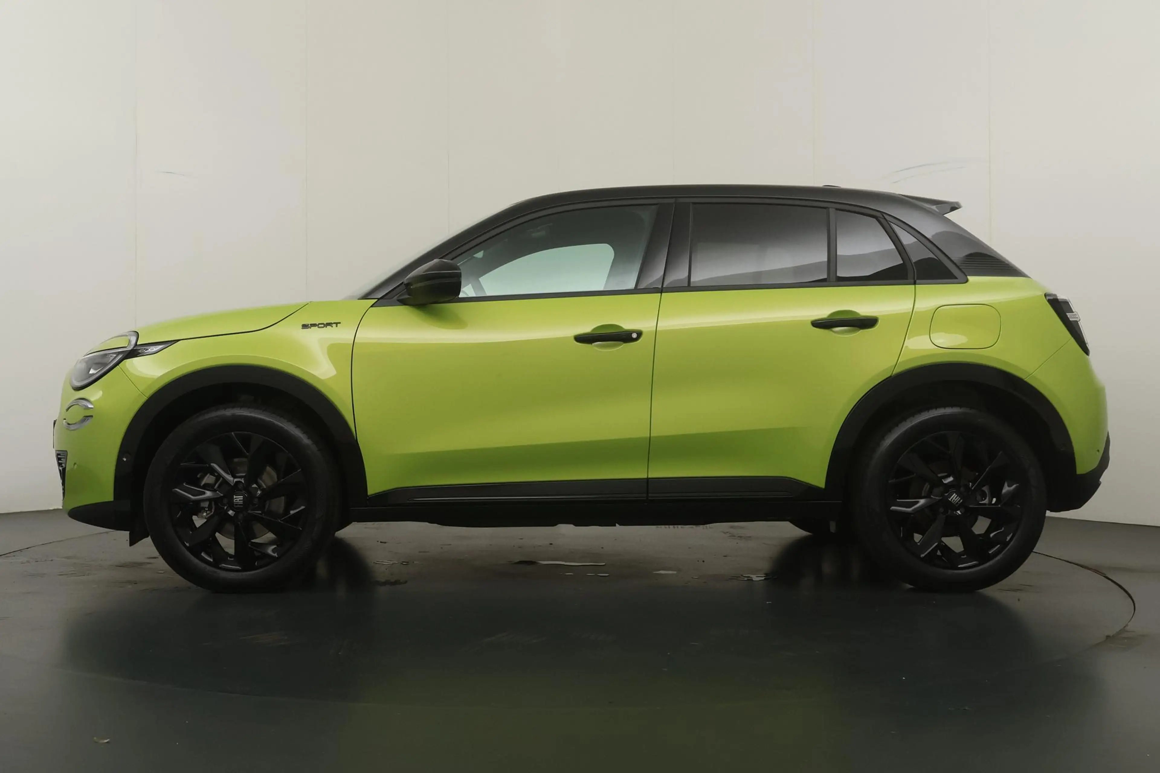 Fiat 600e Sport 54 kWh | Two Tone kleur | 18" LM Velgen | Ca — photo 3