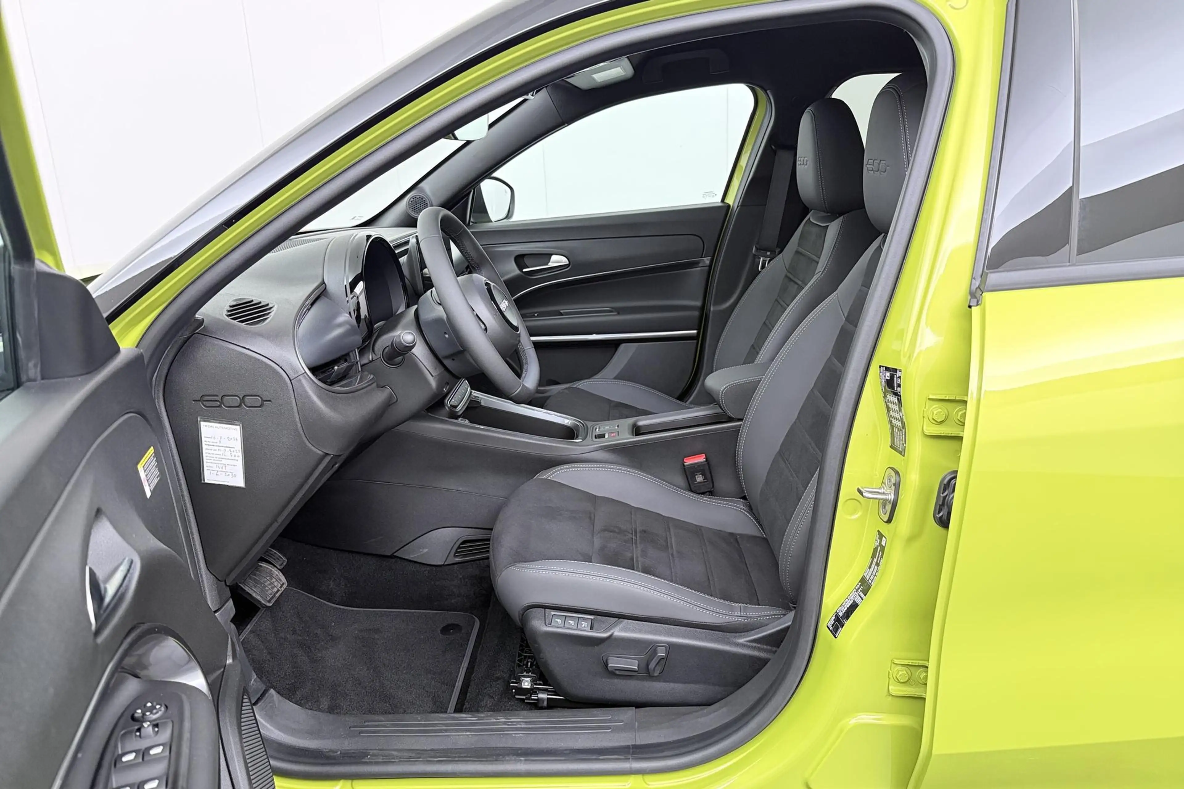 Fiat 600e Sport 54 kWh | Two Tone kleur | 18" LM Velgen | Ca — photo 15