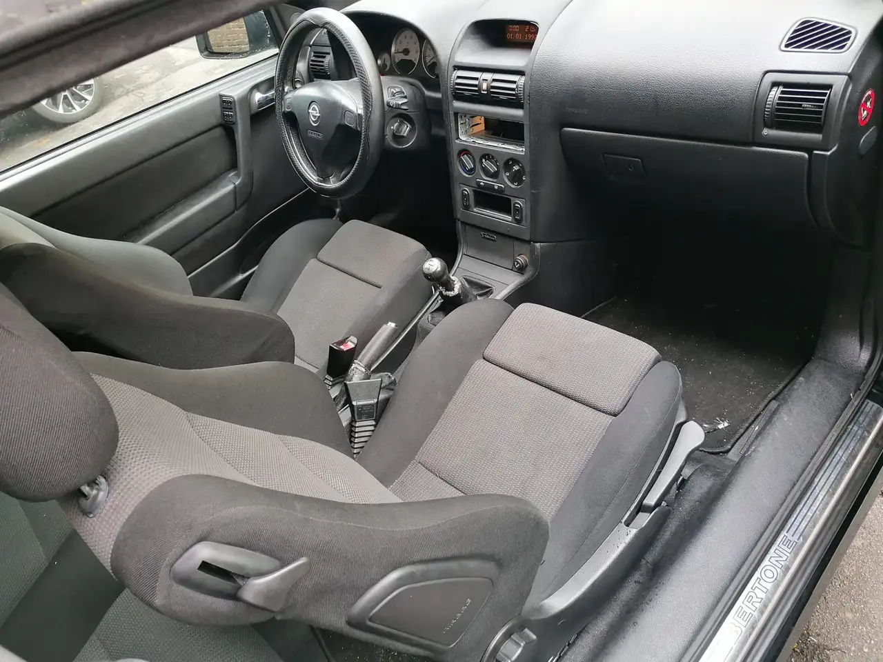 Opel Astra Cabrio 1.8 16V Bertone Benziner,Keine TÜV,Bastler, foto 8