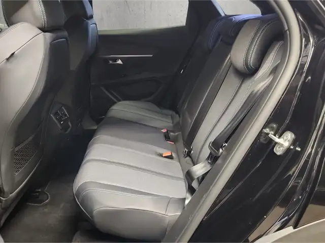 Peugeot 3008 view 8