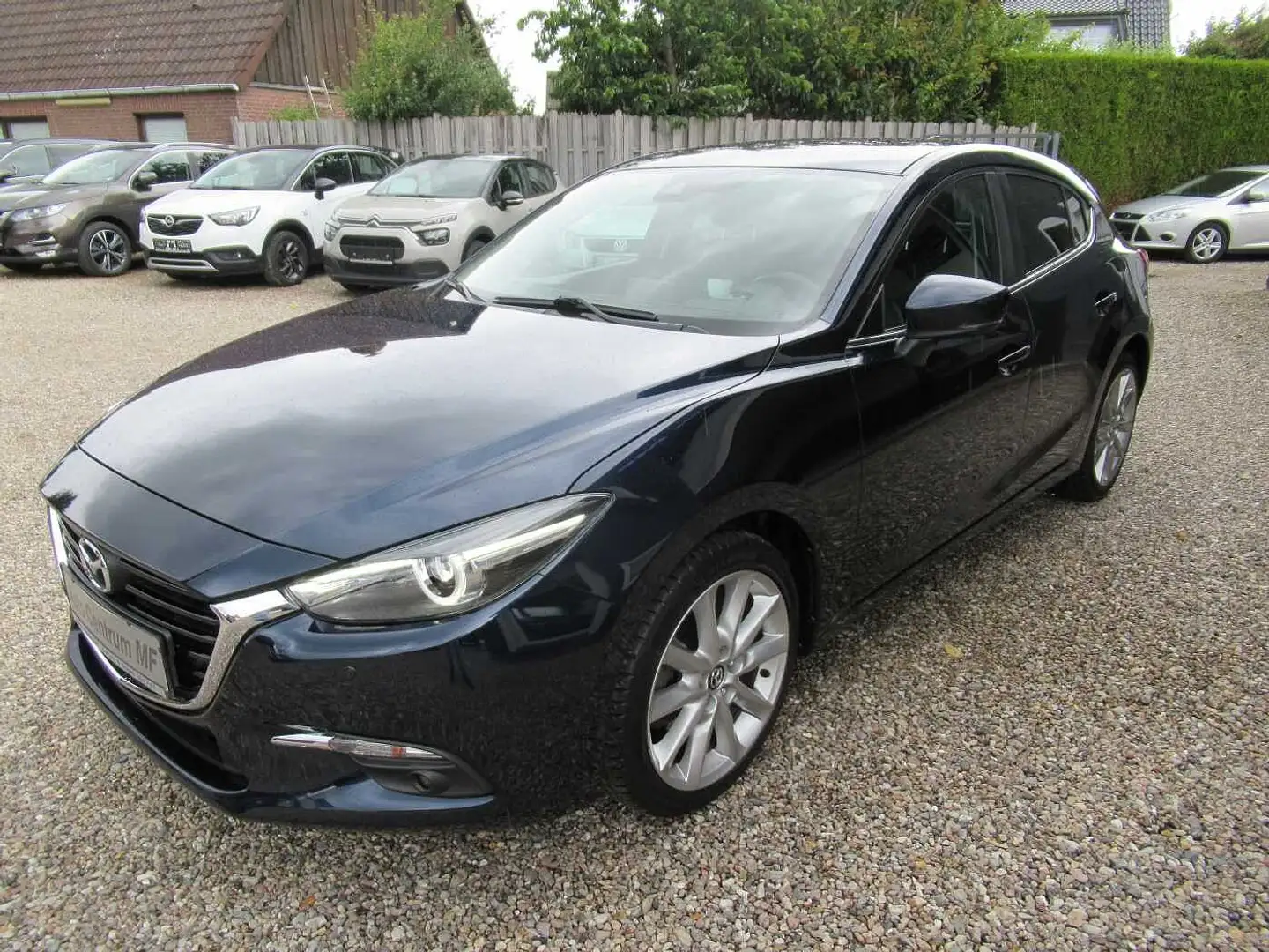 Mazda 3 SKYACTIV-G Sports-Line Blau - 1