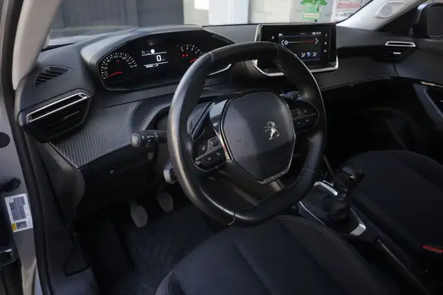 Peugeot 2008 view 14