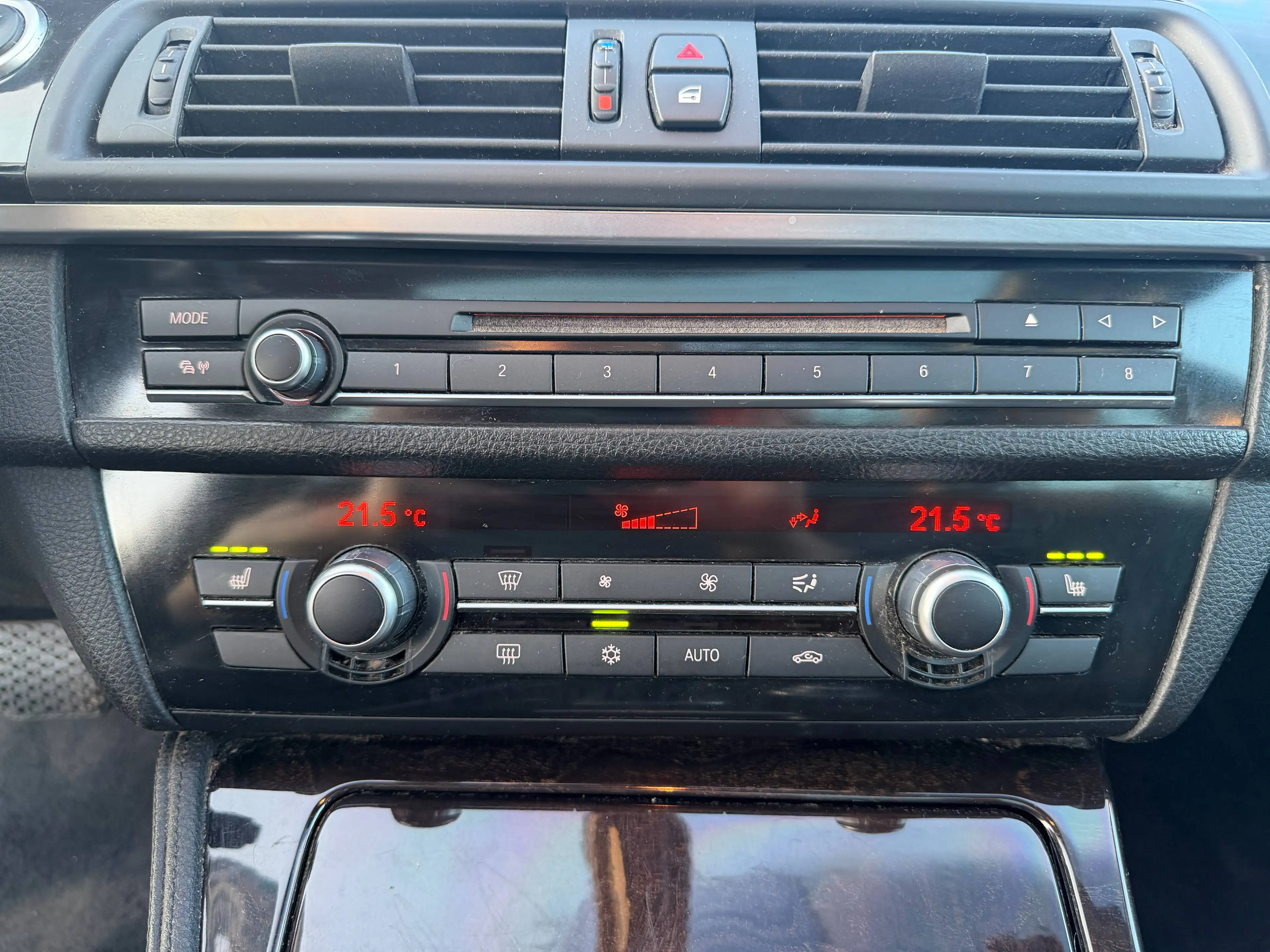 BMW 525 525 d *LED*NAVI*PANO* — photo 13