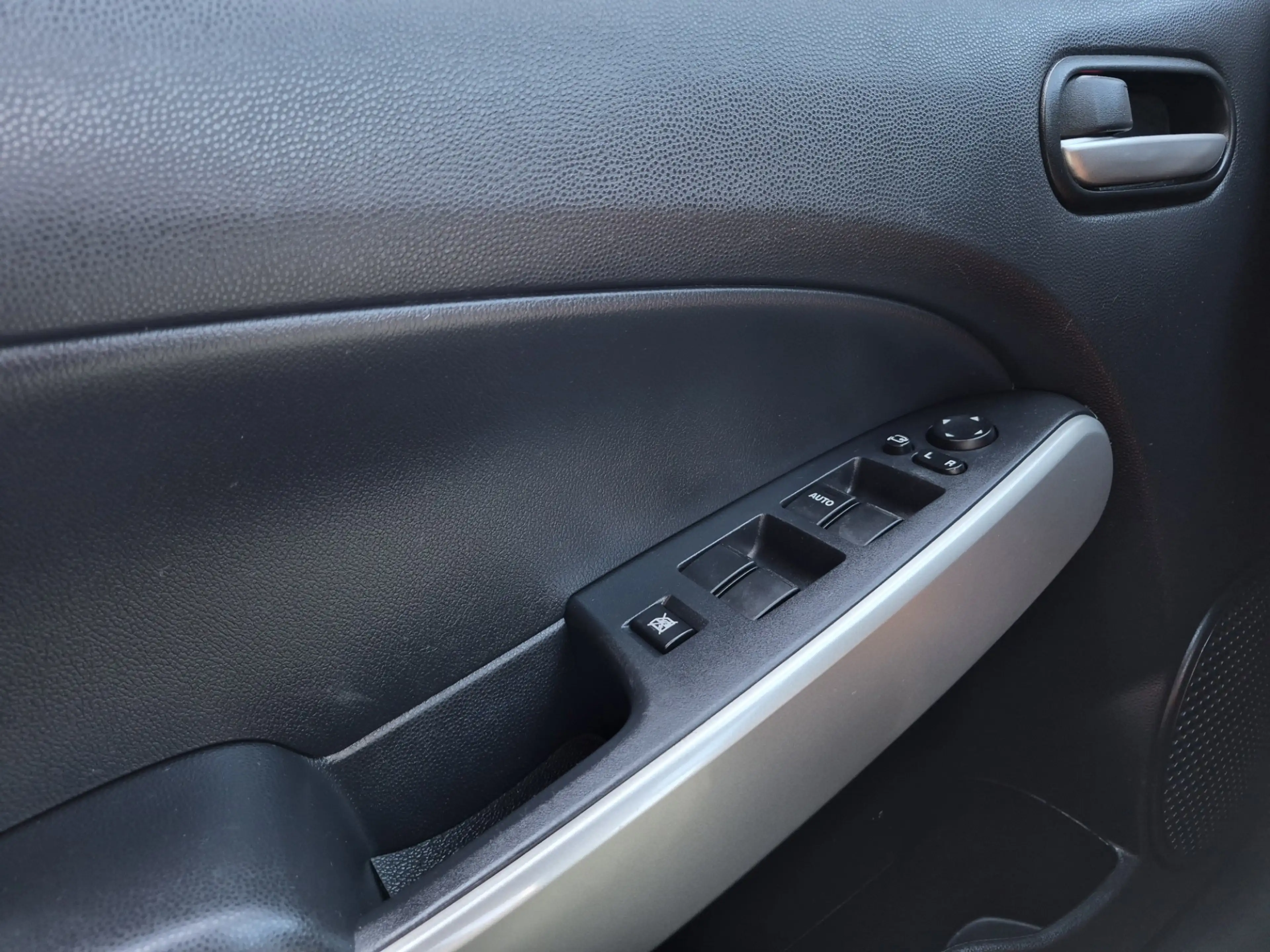 Mazda 2 1.3 Silver Edition|Airco|Parkeersensoren|El Pakket — photo 25