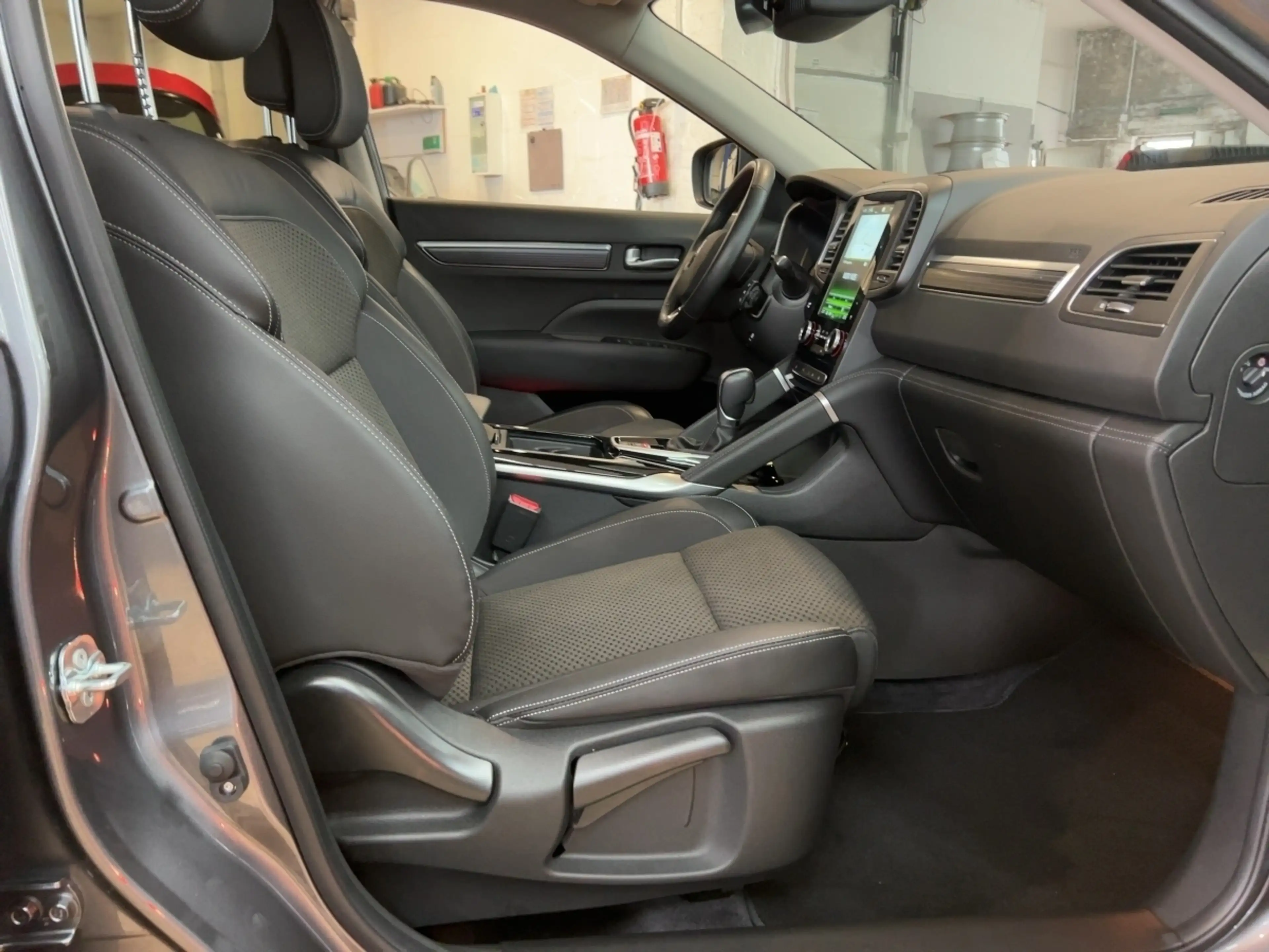 Renault Koleos TECHNO BLUE dCi 185 4WD CVT Apple CarPlay — photo 8