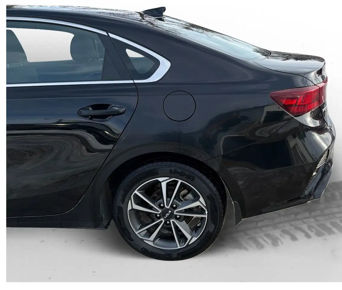 Kia Forte снимка Kia Forte