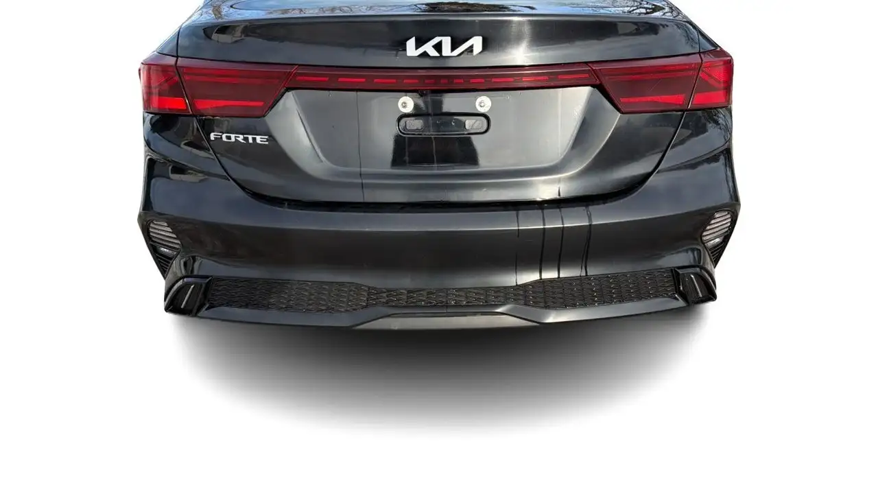 Kia Forte снимка Kia Forte