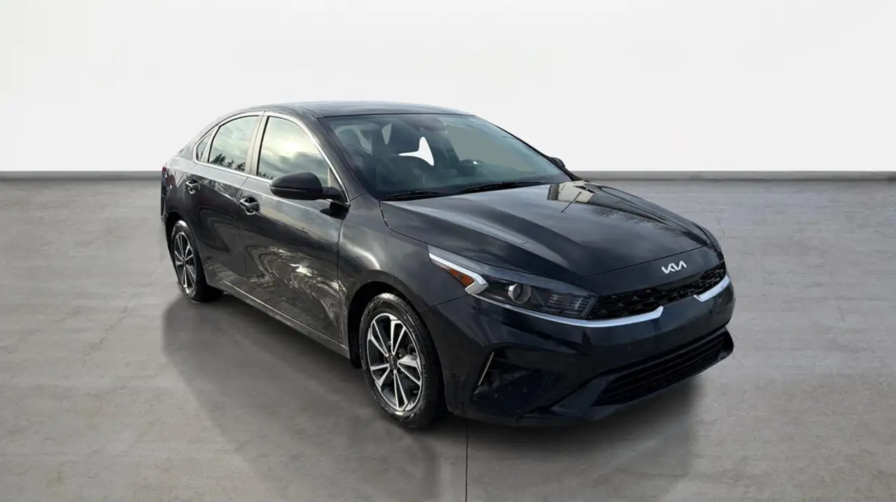 Kia Forte снимка Kia Forte