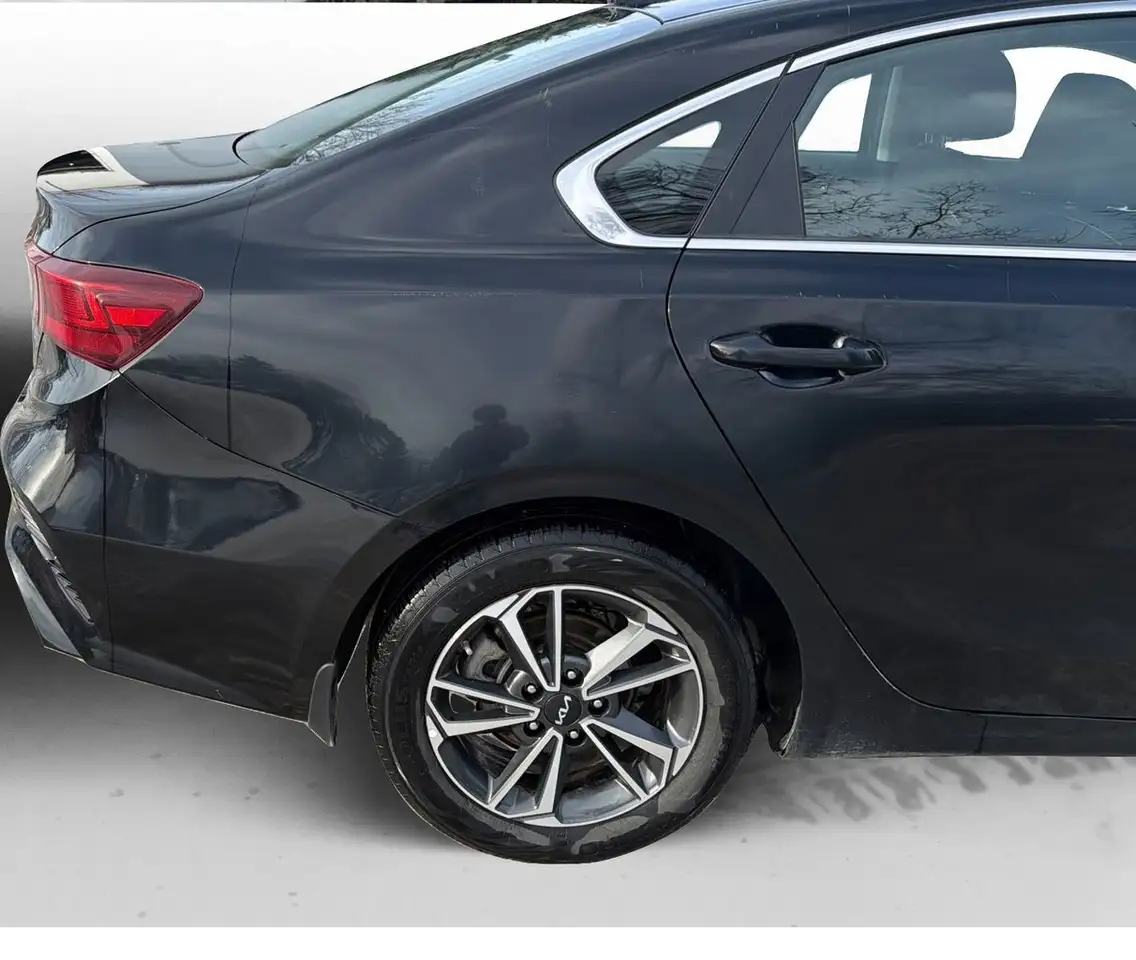 Kia Forte снимка Kia Forte