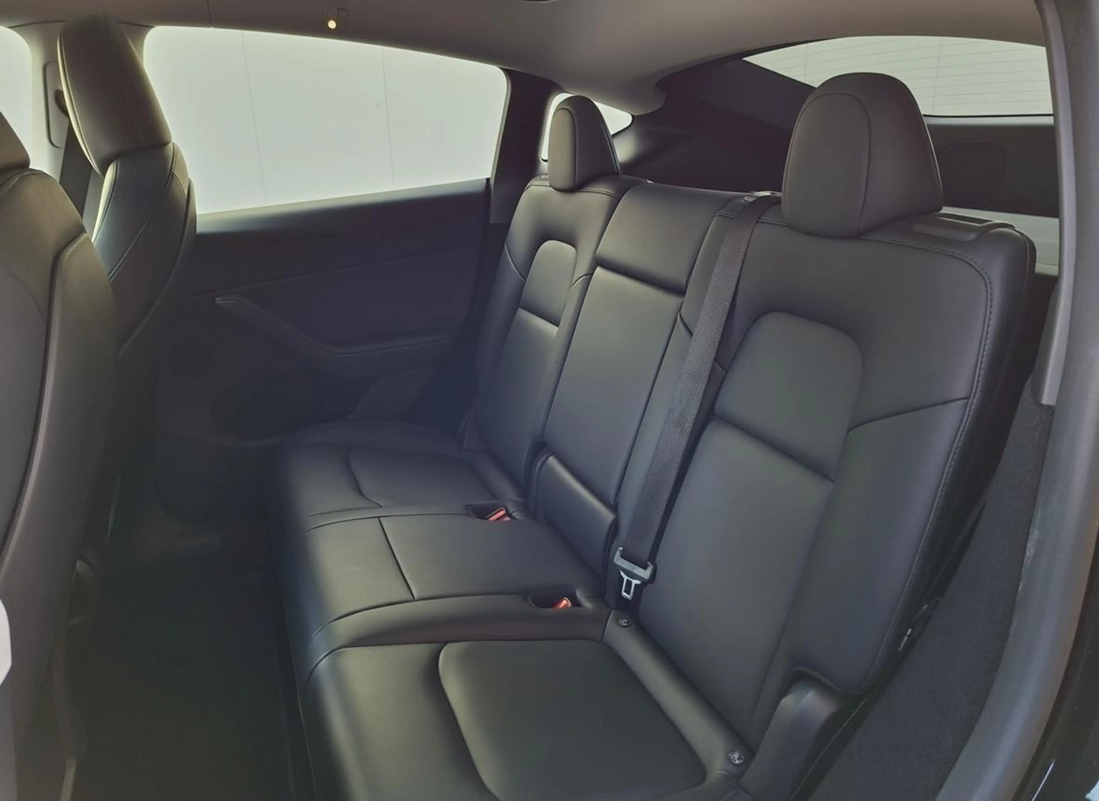 Tesla Model Y Performance AWD 75kWh | SOH 89,6% | Panoramadak | — photo 15