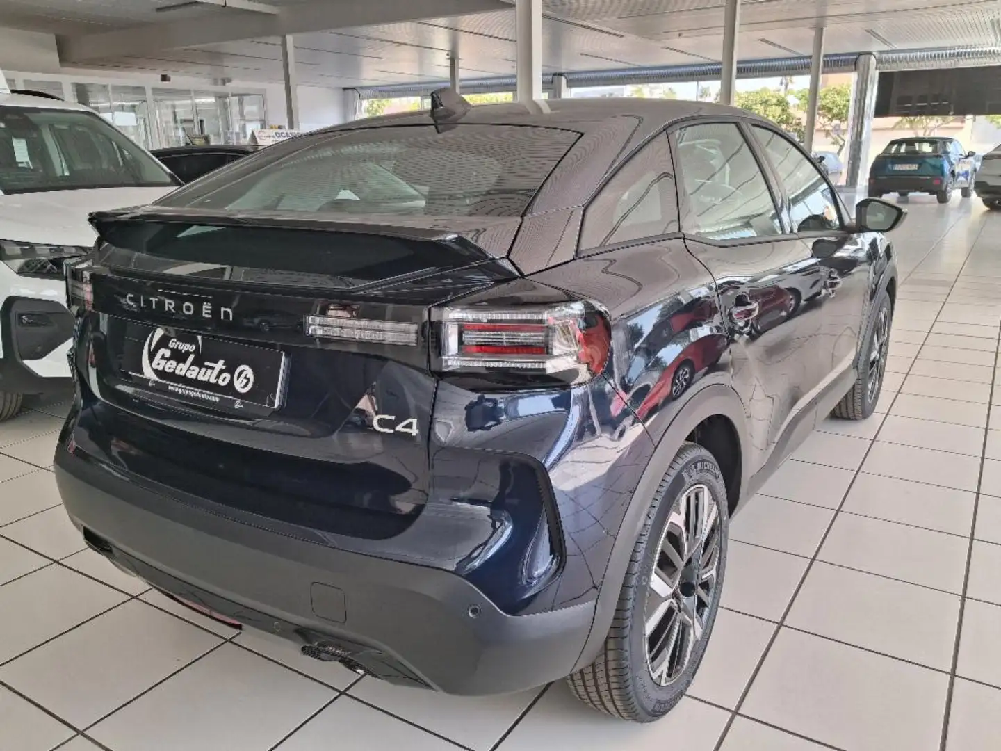 Citroen C4 Hybrid Business Edition eDSC6 145 - 2
