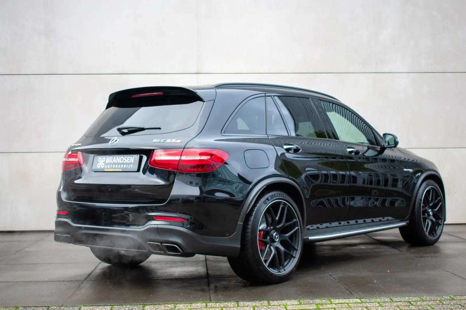 Mercedes-Benz GLC 63 AMG S 4MATIC+ -Edition 1-Pano-21"-Burmester-DAB-Keyles Schwarz - 2