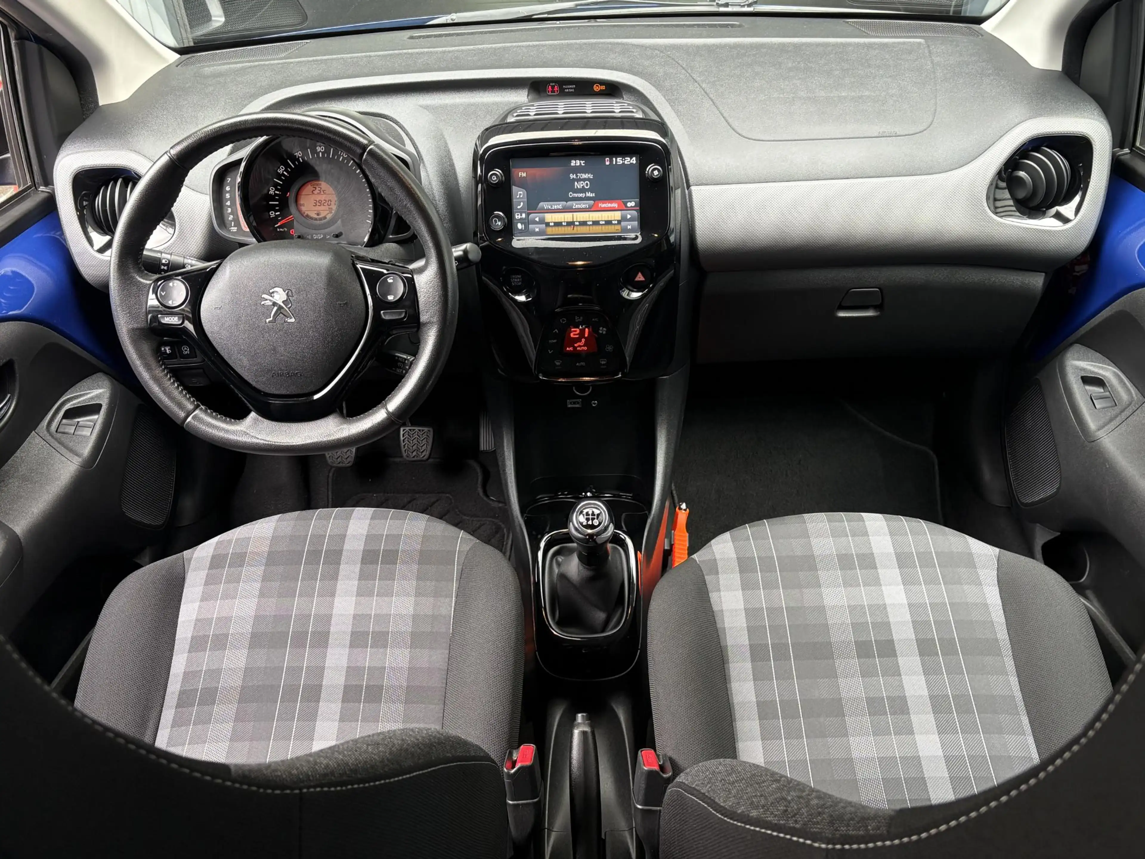 Peugeot 108 5-deurs Allure 1.0 e-VTi 72pk | CAMERA | KEYLESS E — photo 12