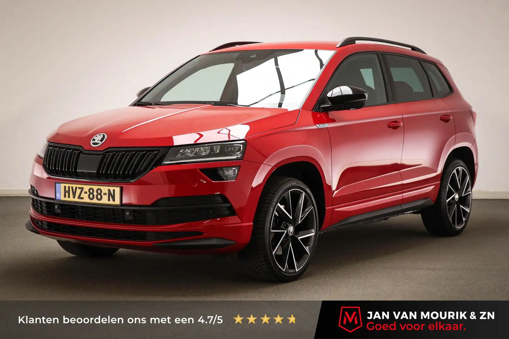 Skoda Karoq 1.5 TSI ACT Sportline Business | DAB | STOELVERWAR Rood - 1