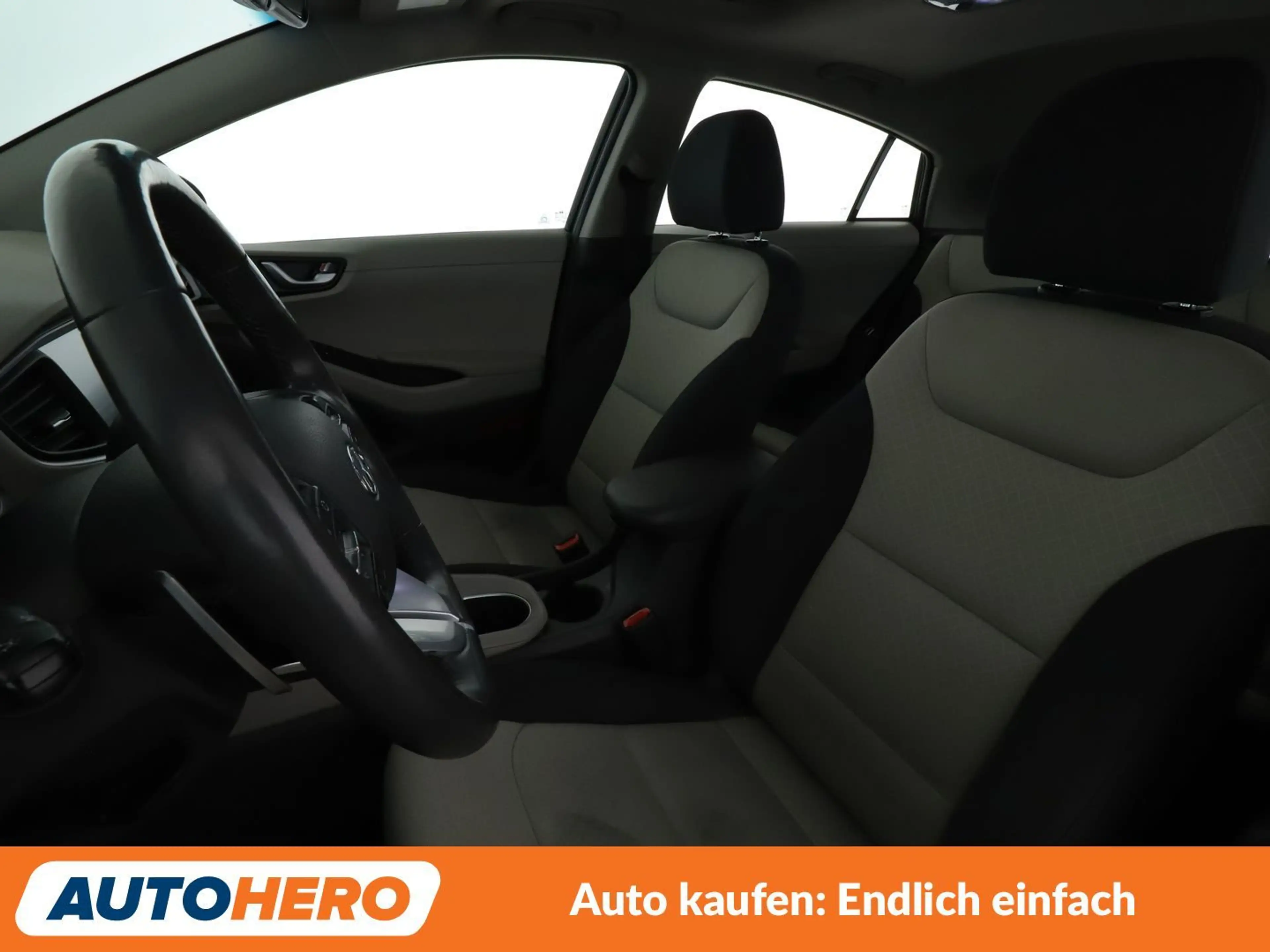 Hyundai IONIQ 1.6 Hybrid Style Aut.*NAV*ACC*PDC*SHZ*ALU*KLIMA* — photo 10