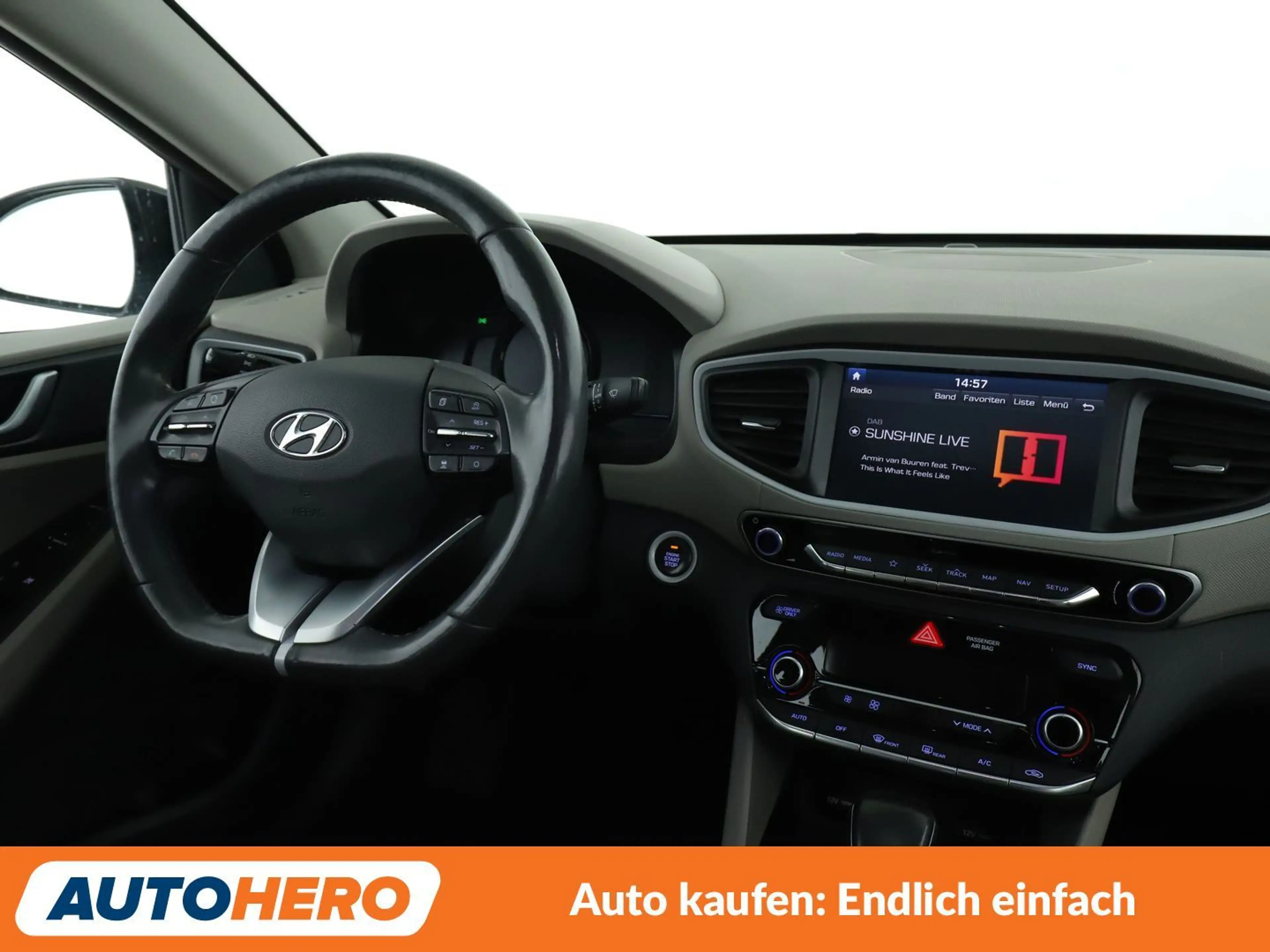 Hyundai IONIQ 1.6 Hybrid Style Aut.*NAV*ACC*PDC*SHZ*ALU*KLIMA* — photo 13