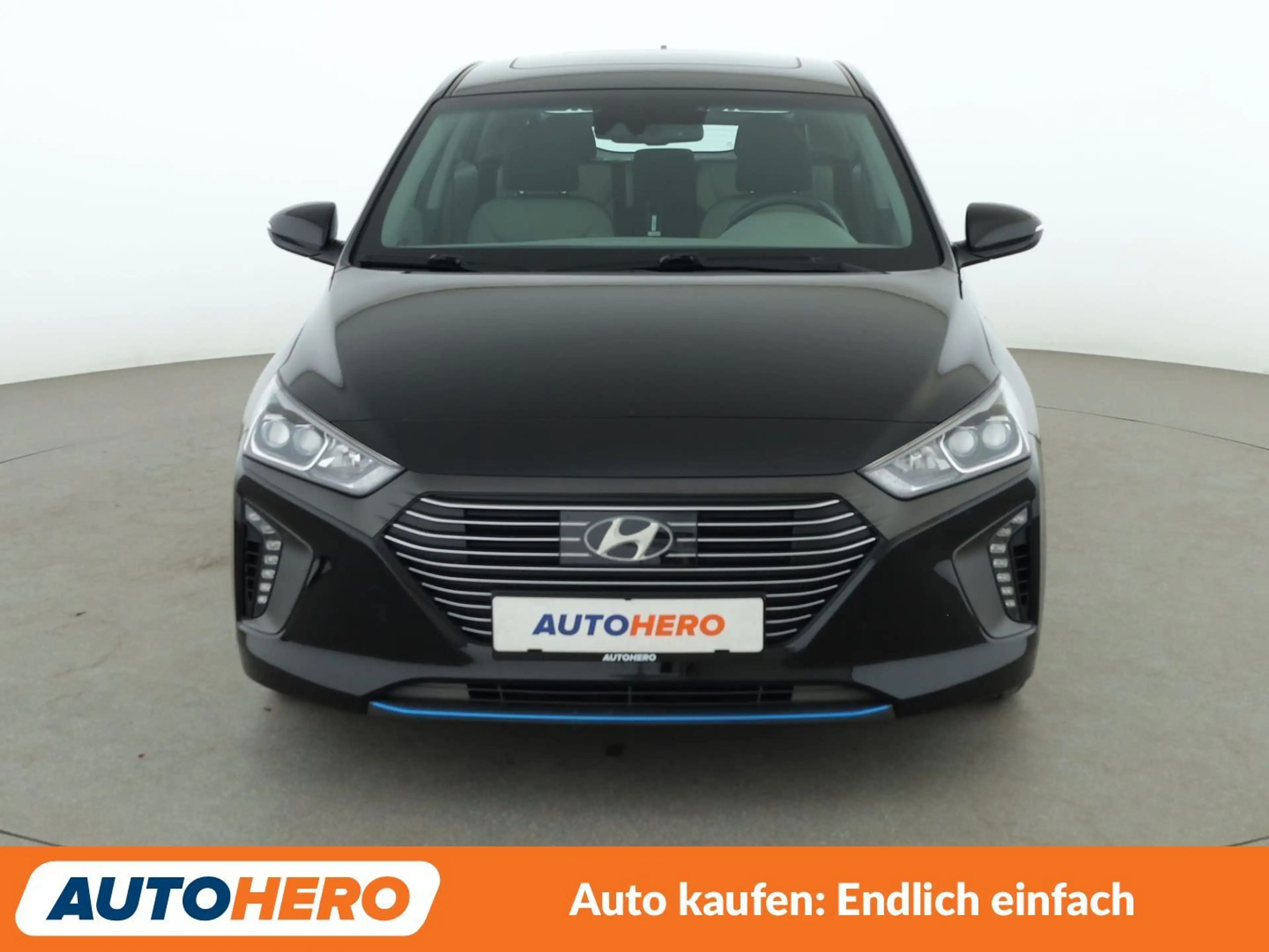 Hyundai IONIQ 1.6 Hybrid Style Aut.*NAV*ACC*PDC*SHZ*ALU*KLIMA* — photo 9